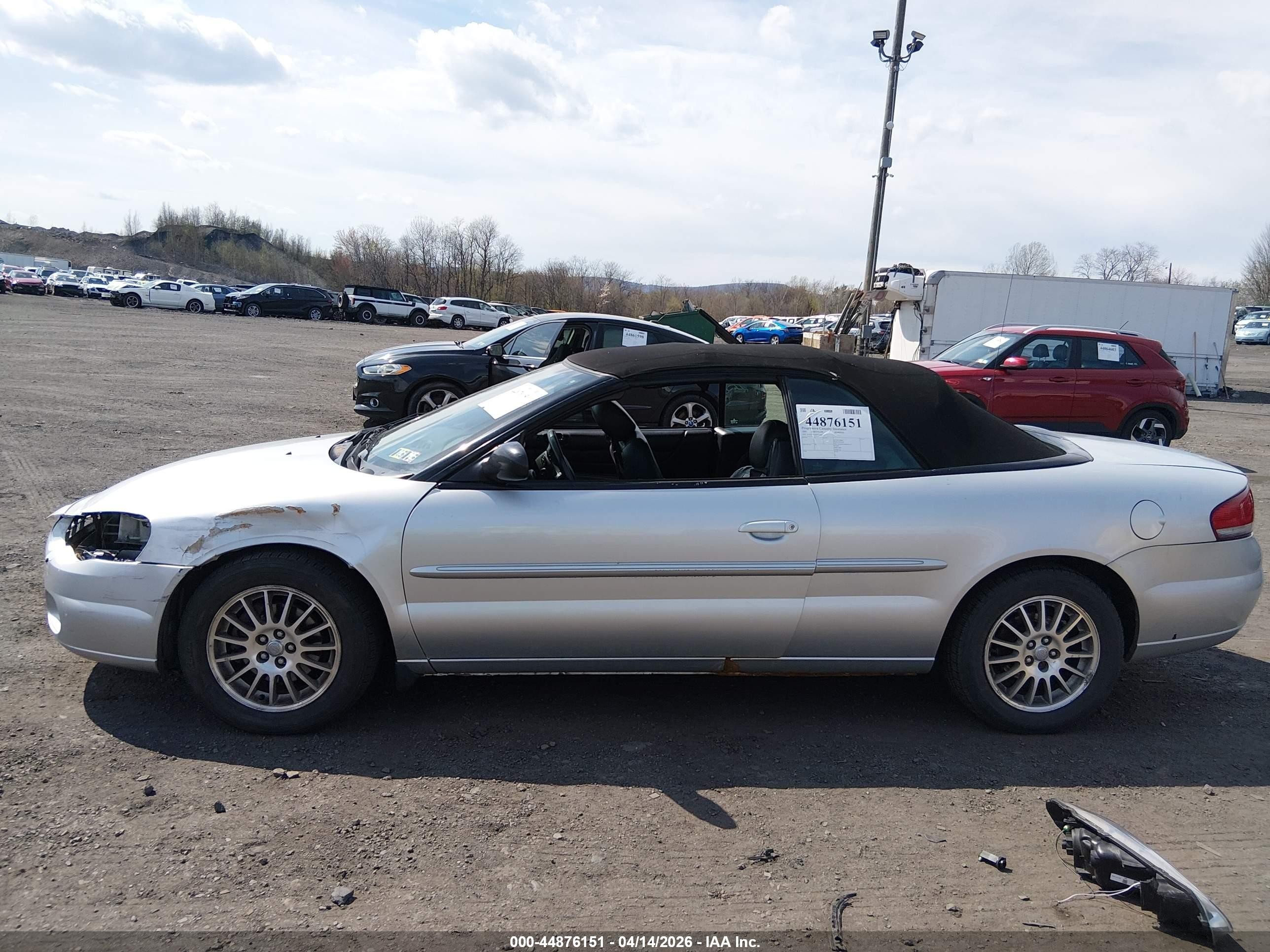 2005 Chrysler Sebring Touring Silver vin: 1C3EL55R35N503442