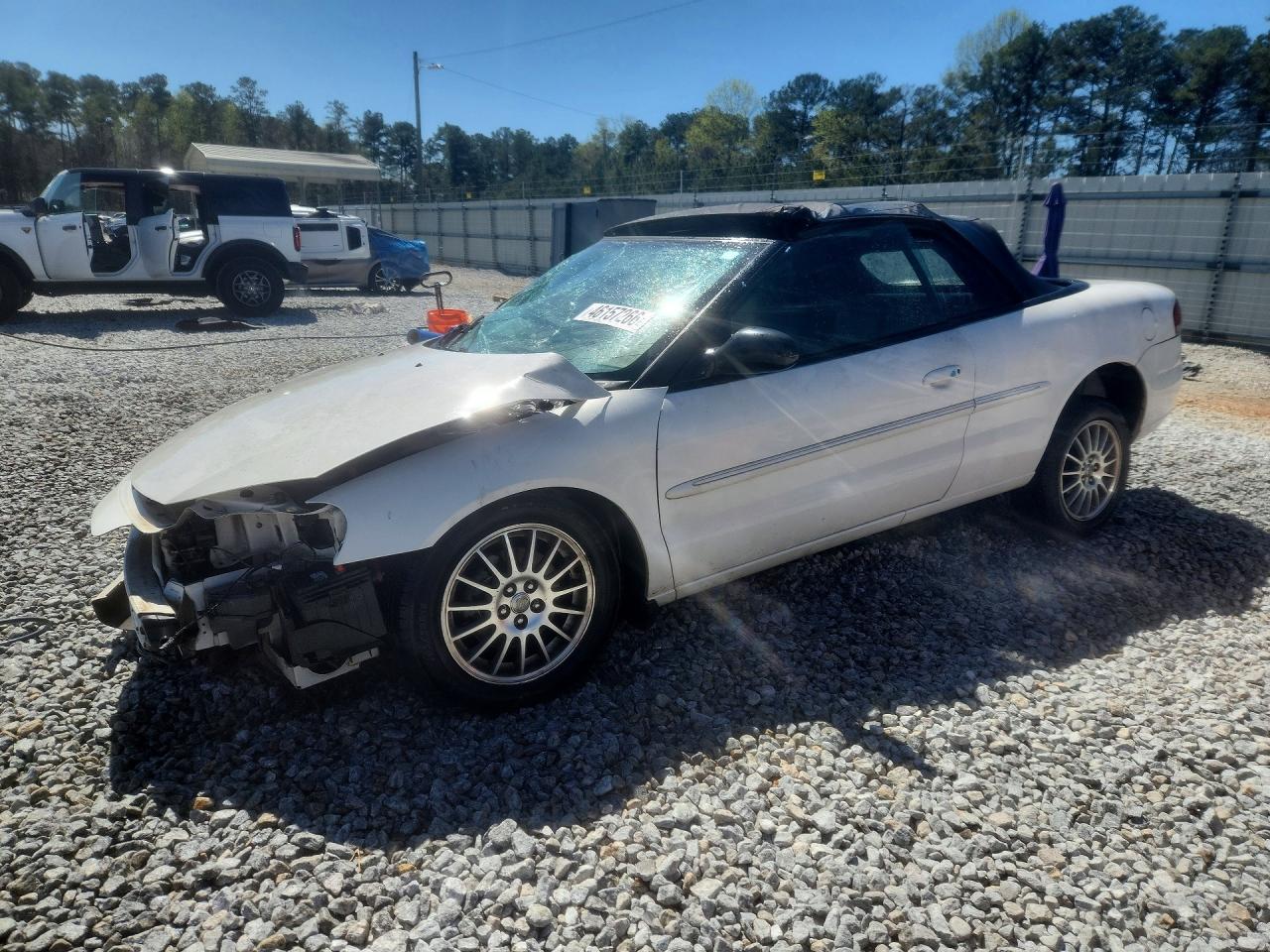 2004 Chrysler Sebring Lxi White vin: 1C3EL55R44N135903