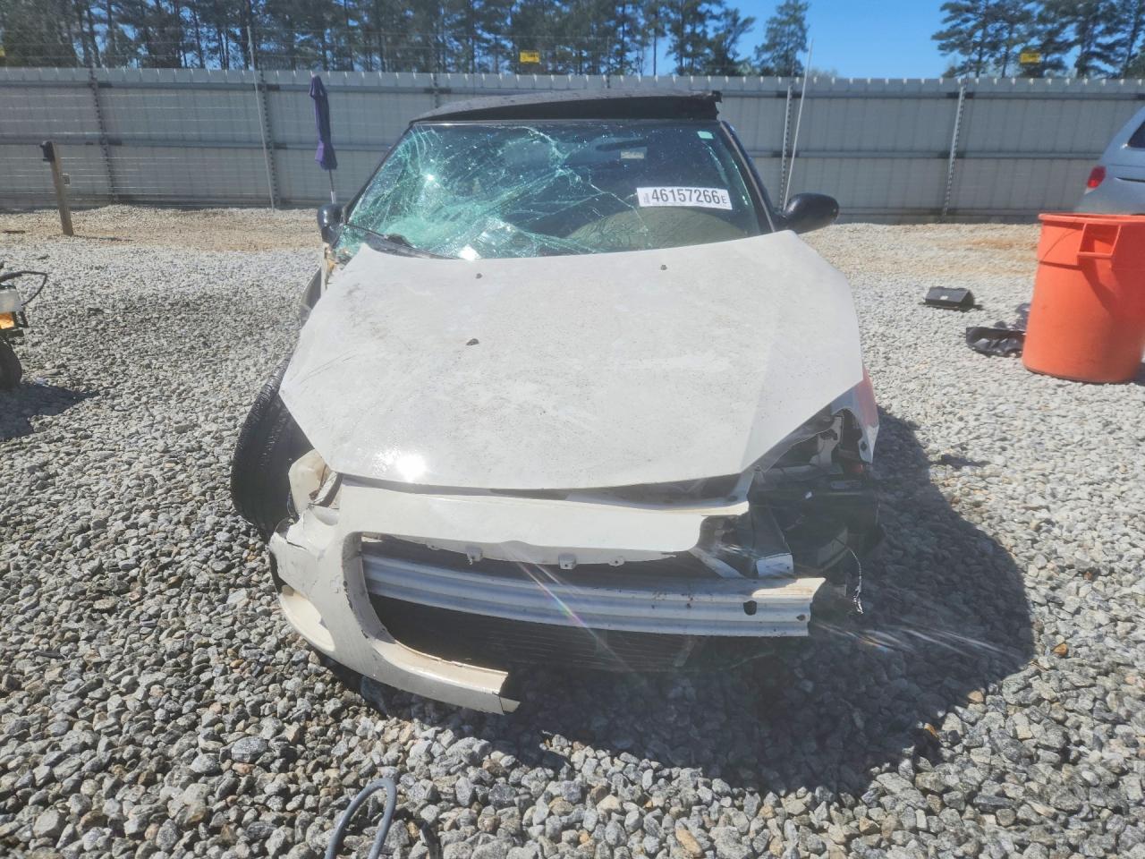 2004 Chrysler Sebring Lxi White vin: 1C3EL55R44N135903