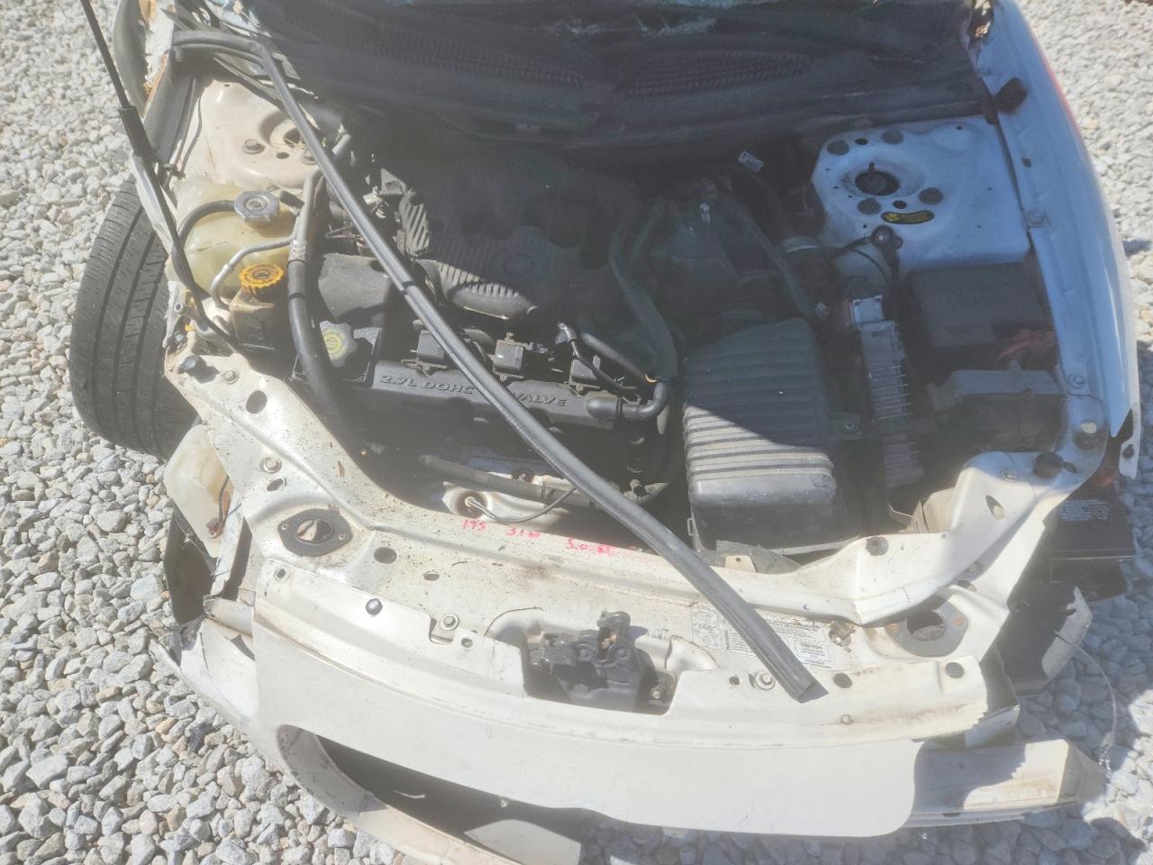 2004 Chrysler Sebring Lxi White vin: 1C3EL55R44N135903