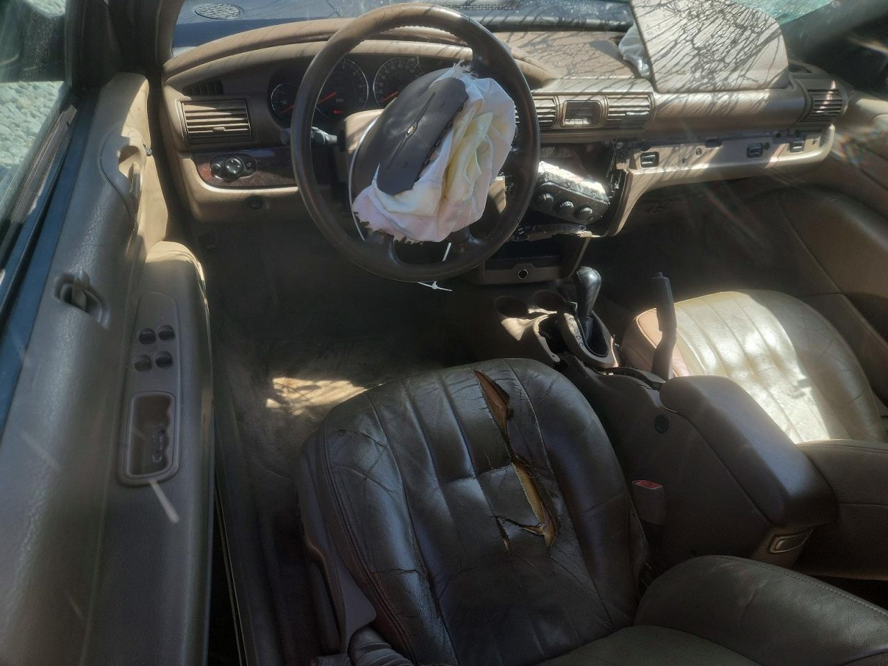 2004 Chrysler Sebring Lxi White vin: 1C3EL55R44N135903