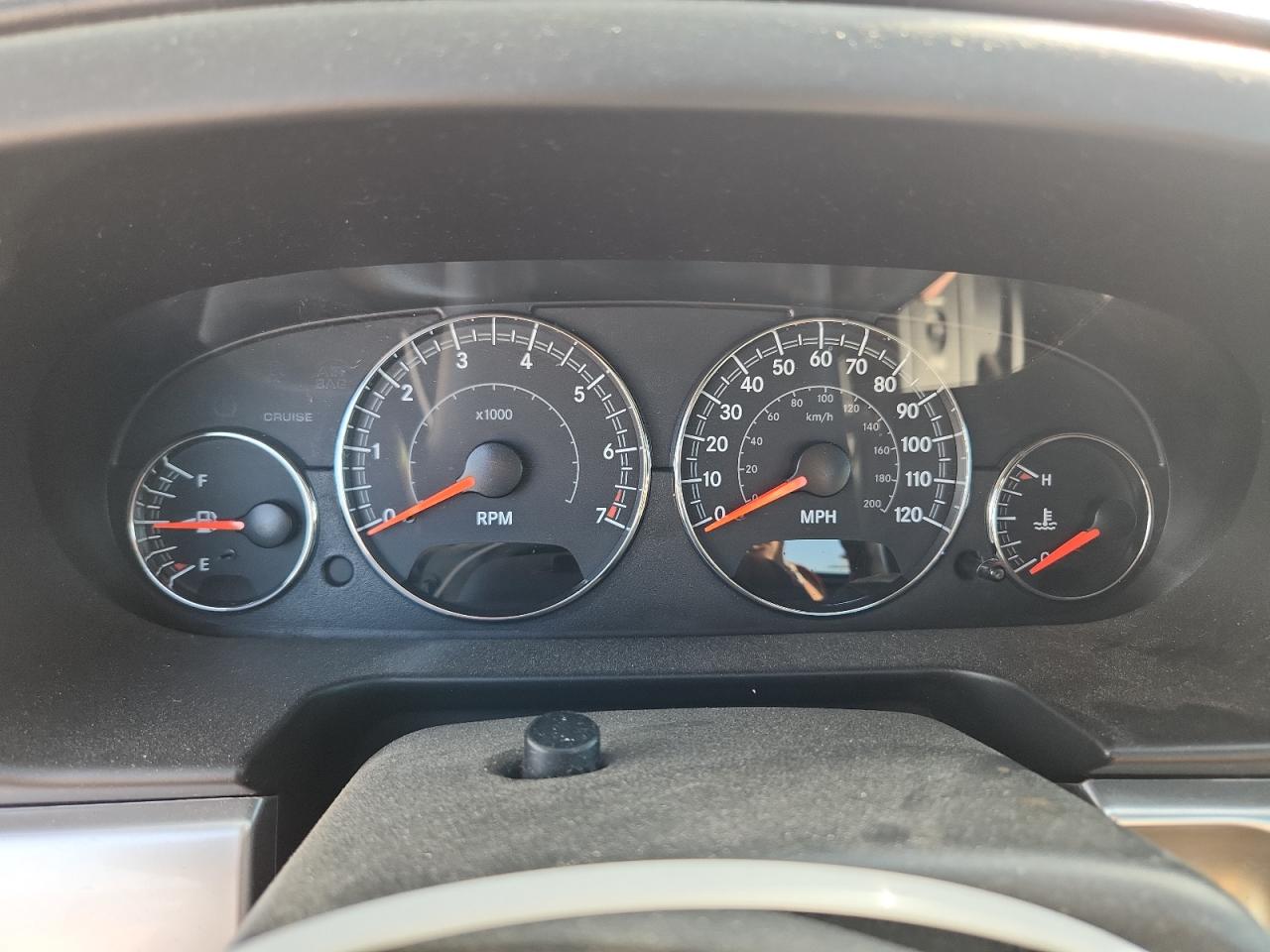2006 Chrysler Sebring Touring Silver vin: 1C3EL55R46N136049