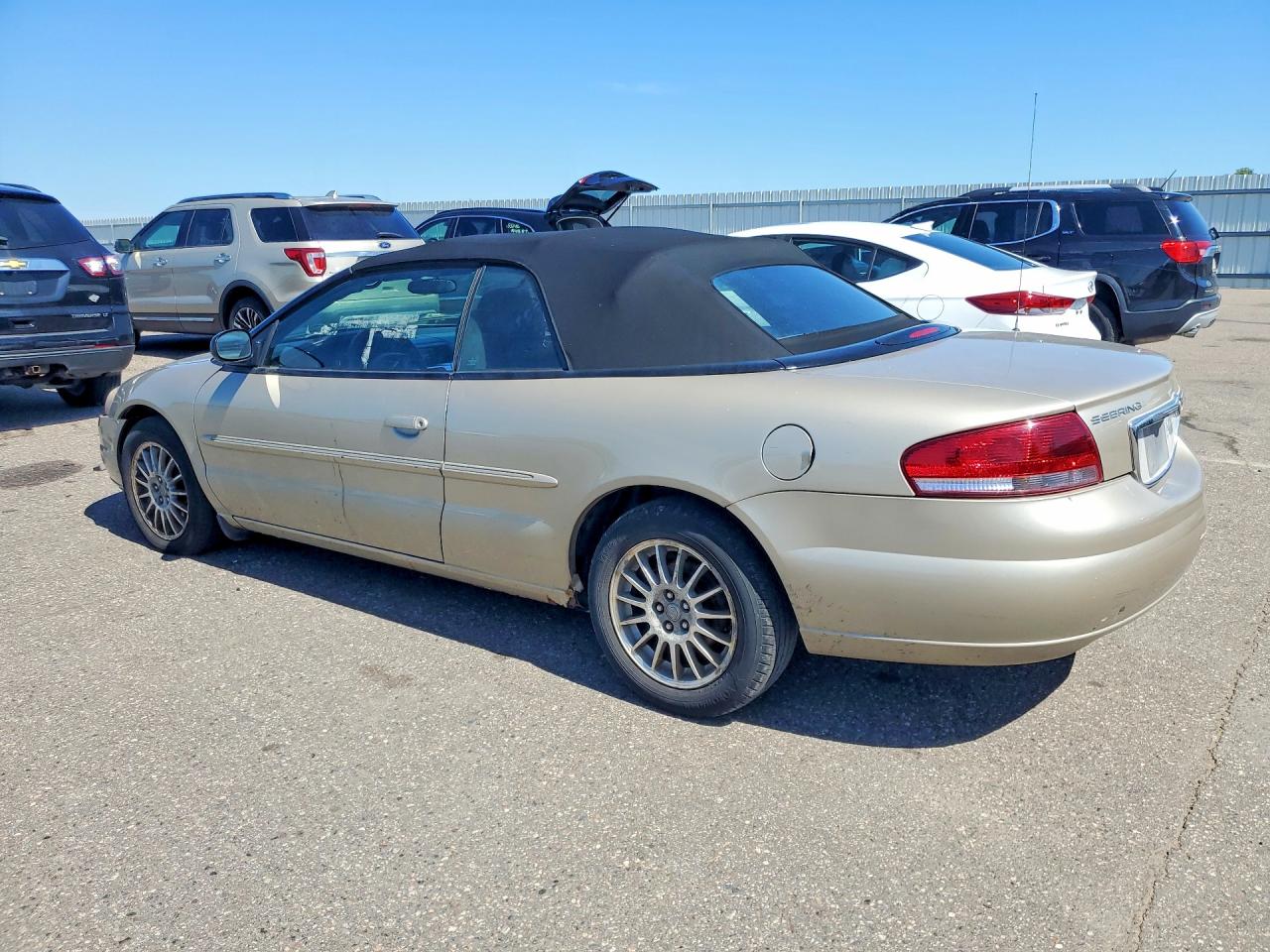2006 Chrysler Sebring Touring Gold vin: 1C3EL55R56N257270