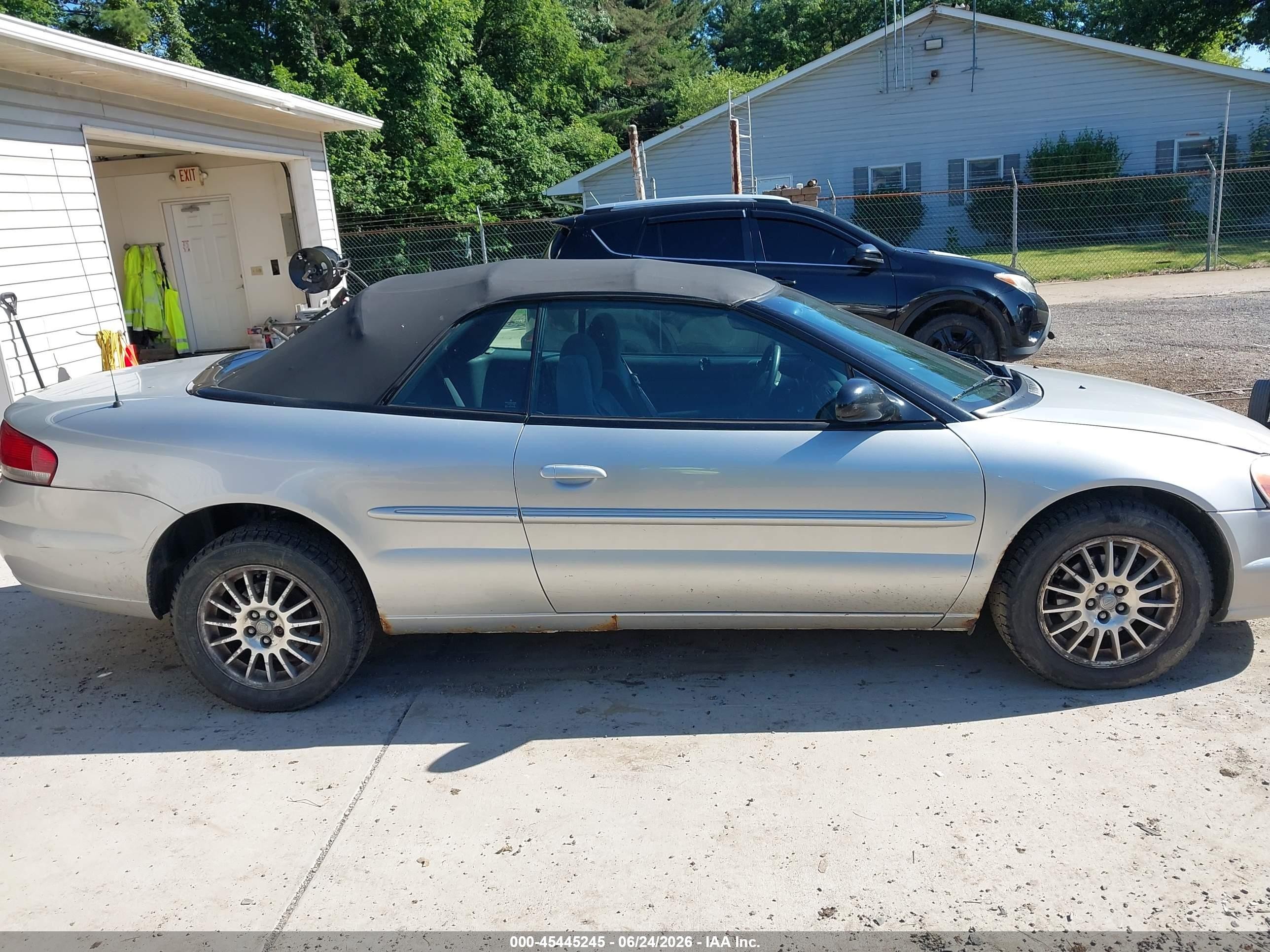 2004 Chrysler Sebring Lxi Silver vin: 1C3EL55R74N340745