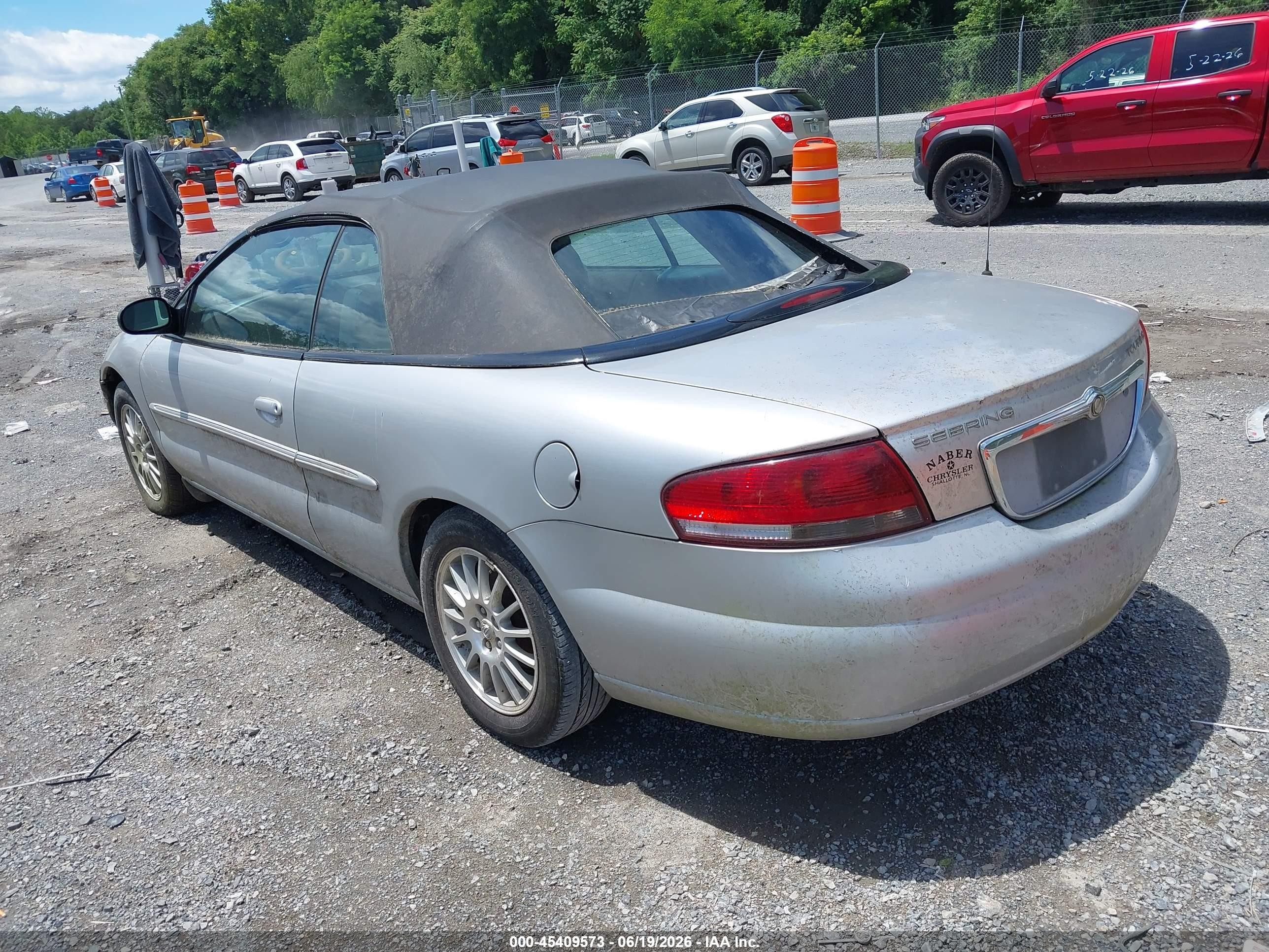 2005 Chrysler Sebring Touring Silver vin: 1C3EL55R75N512631