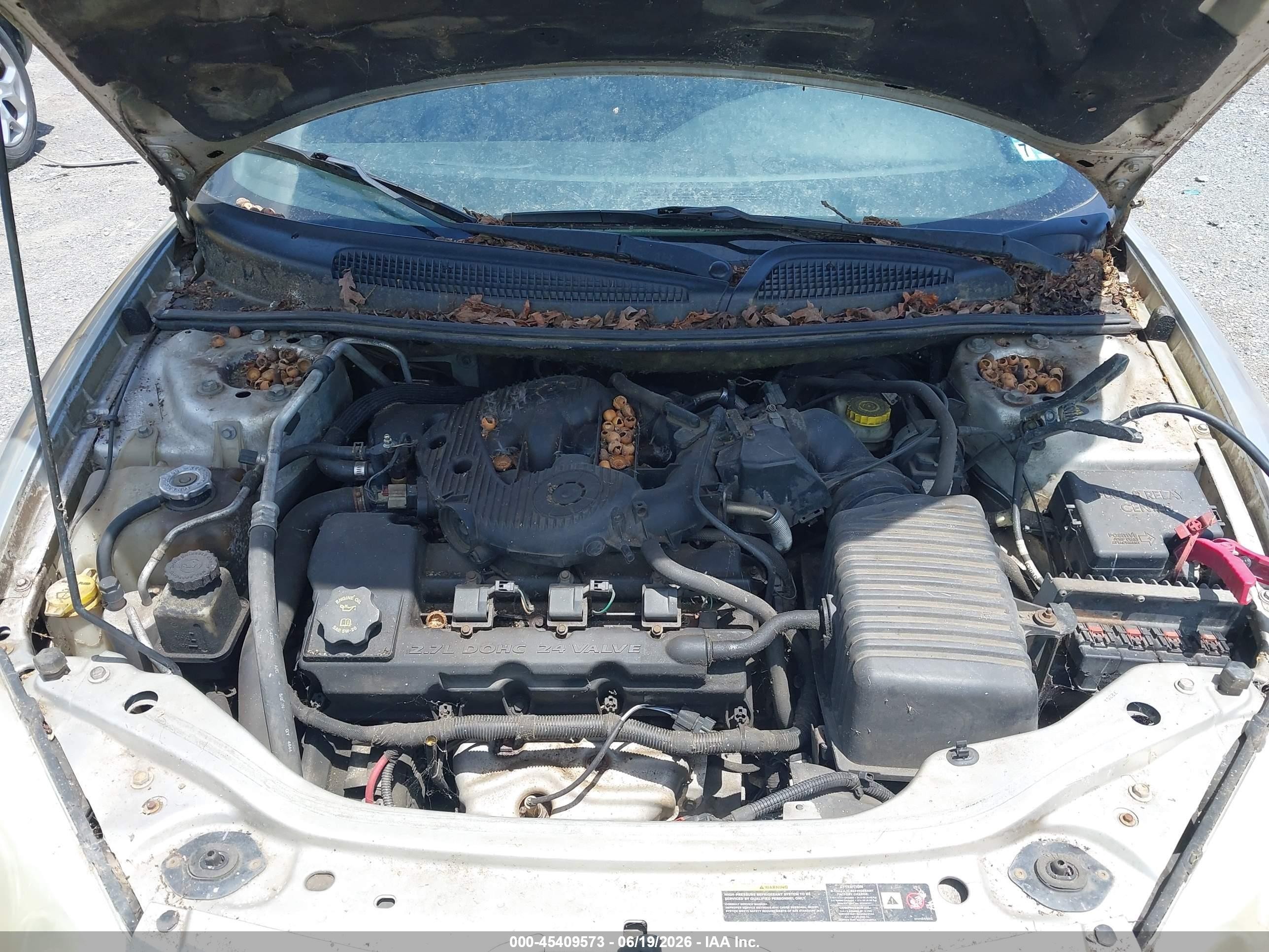 2005 Chrysler Sebring Touring Silver vin: 1C3EL55R75N512631