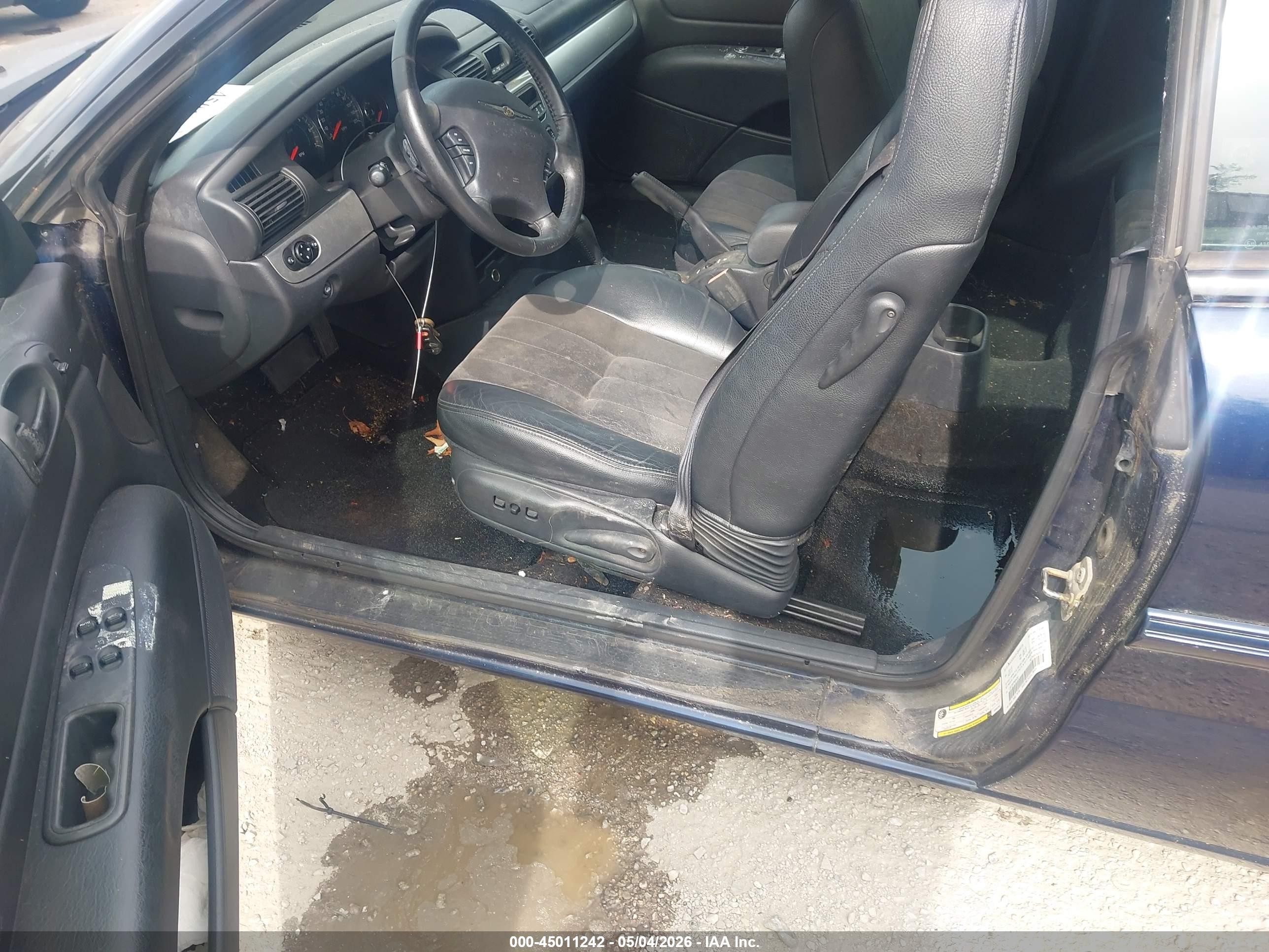 2005 Chrysler Sebring Touring Синий vin: 1C3EL55R75N664263