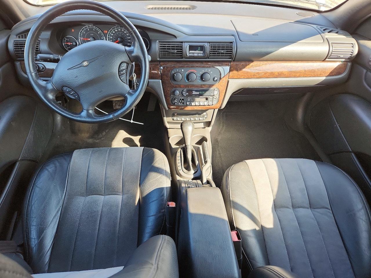 2004 Chrysler Sebring Lxi Silver vin: 1C3EL55RX4N175502