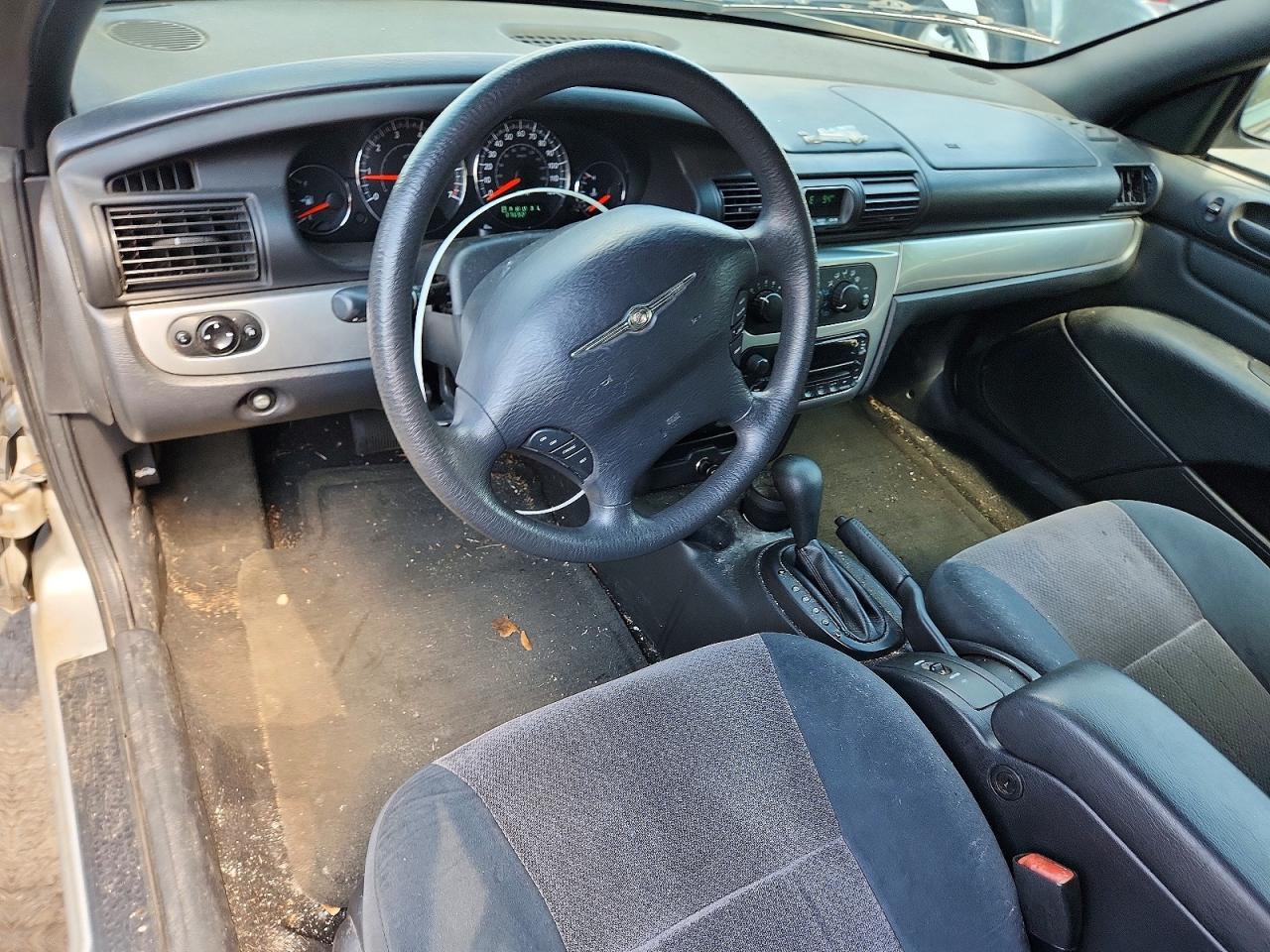 2005 Chrysler Sebring Touring Silver vin: 1C3EL55RX5N633749