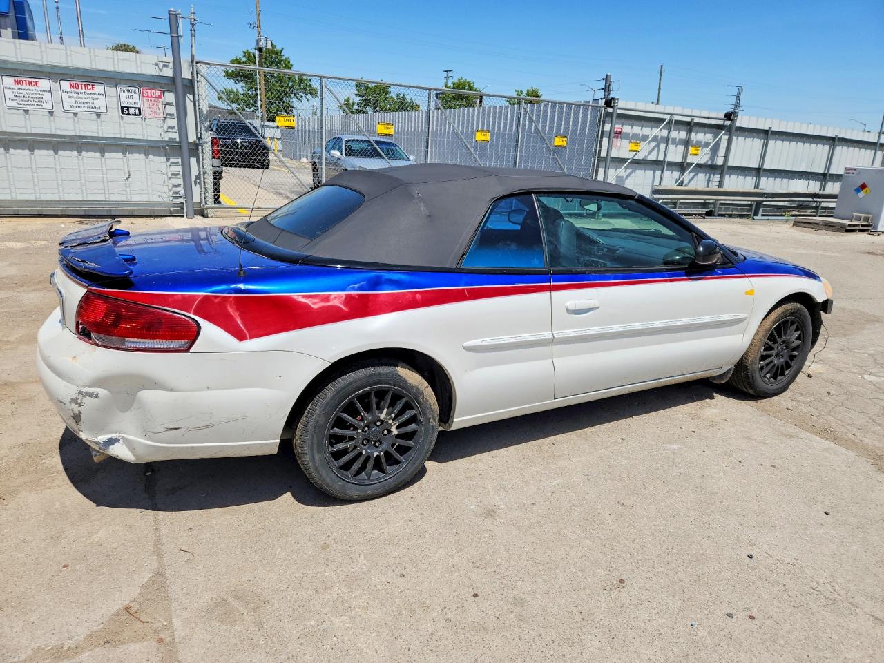 2005 Chrysler Sebring Touring White vin: 1C3EL55RX5N640832