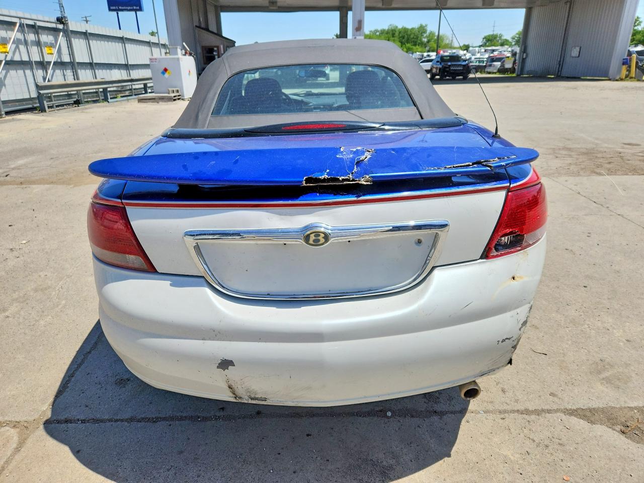 2005 Chrysler Sebring Touring White vin: 1C3EL55RX5N640832