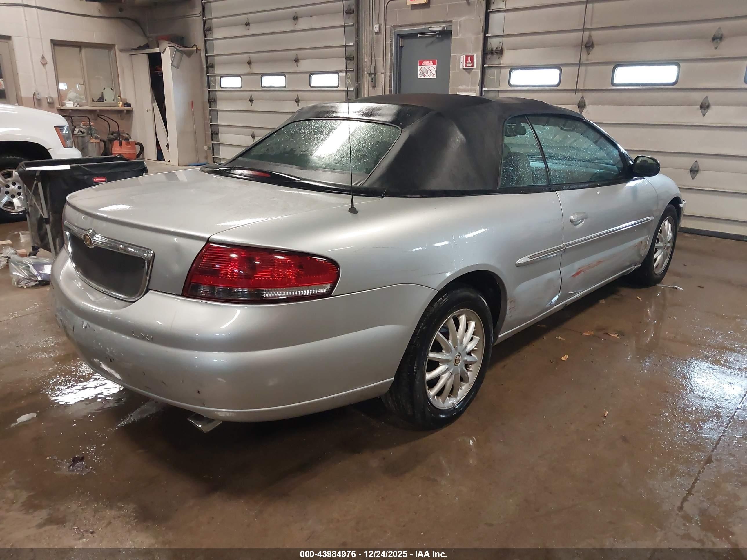 2001 Chrysler Sebring Lxi Silver vin: 1C3EL55U41N693637
