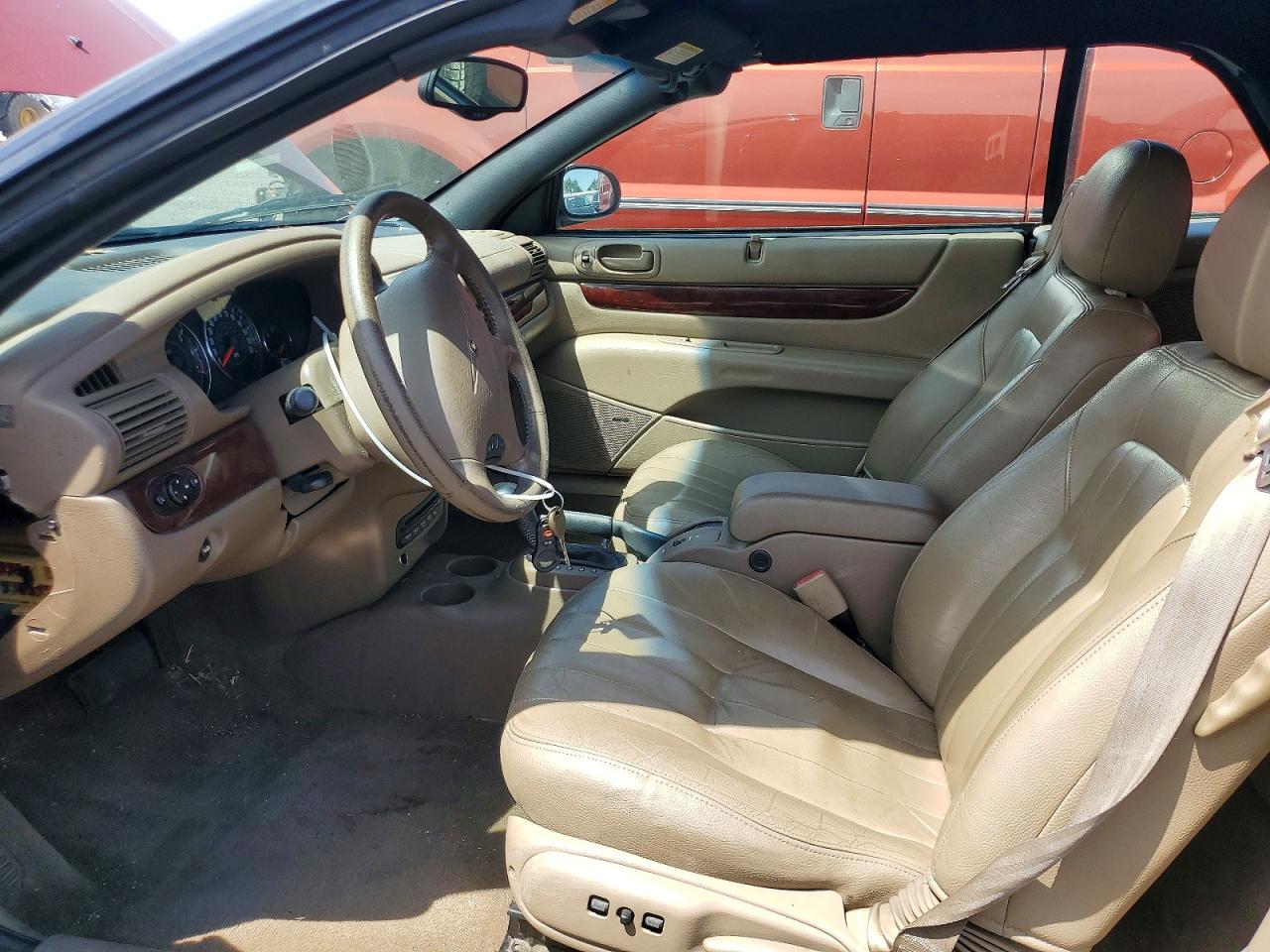 2001 Chrysler Sebring Lxi Красный vin: 1C3EL55U61N601055