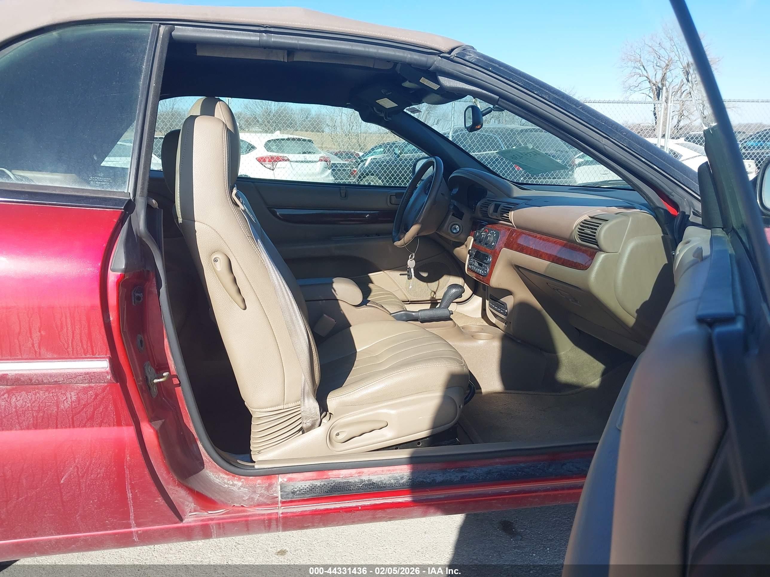 2001 Chrysler Sebring Lxi Red vin: 1C3EL55U61N641099