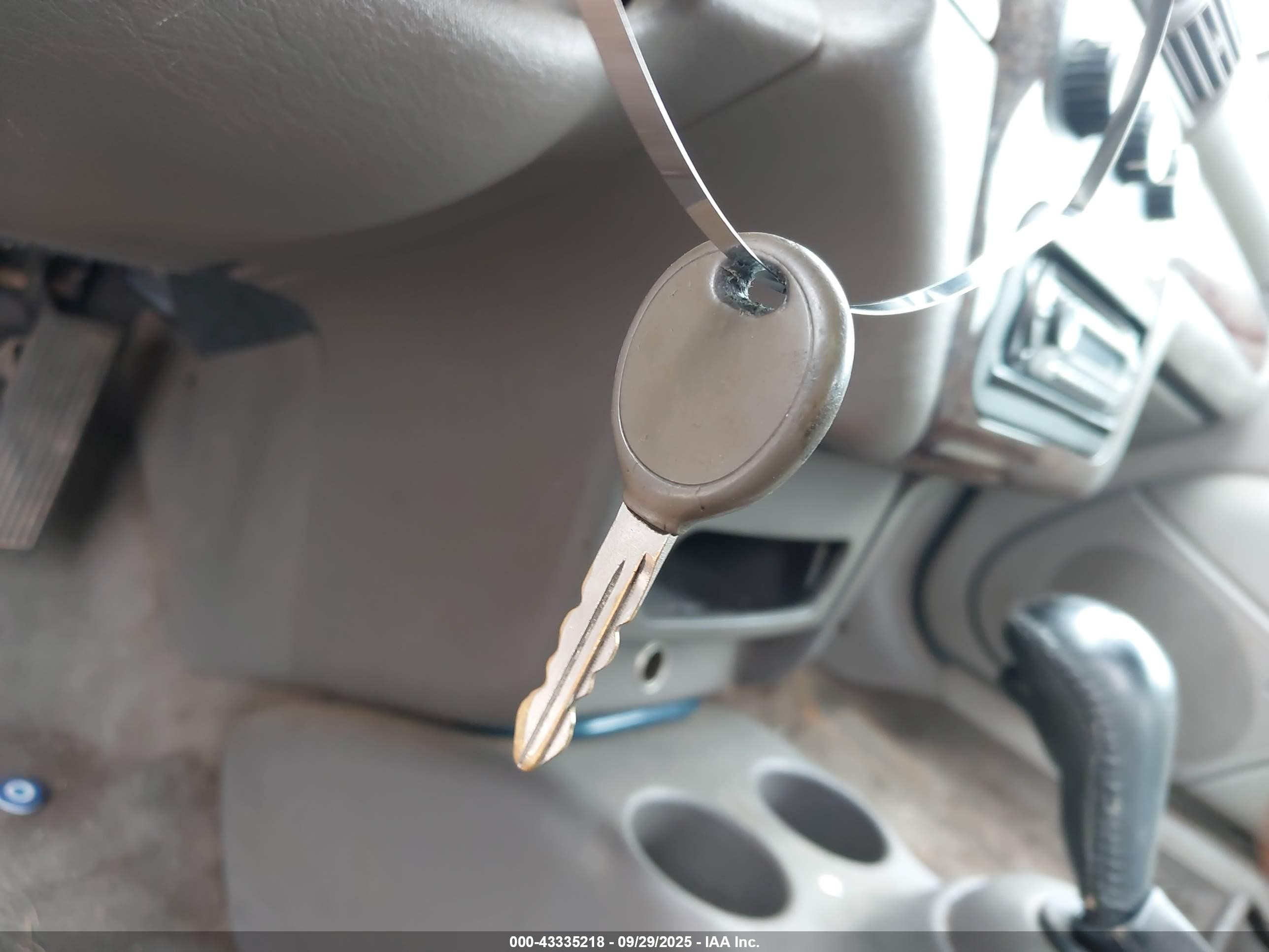 2001 Chrysler Sebring Lxi Серый vin: 1C3EL55UX1N500410