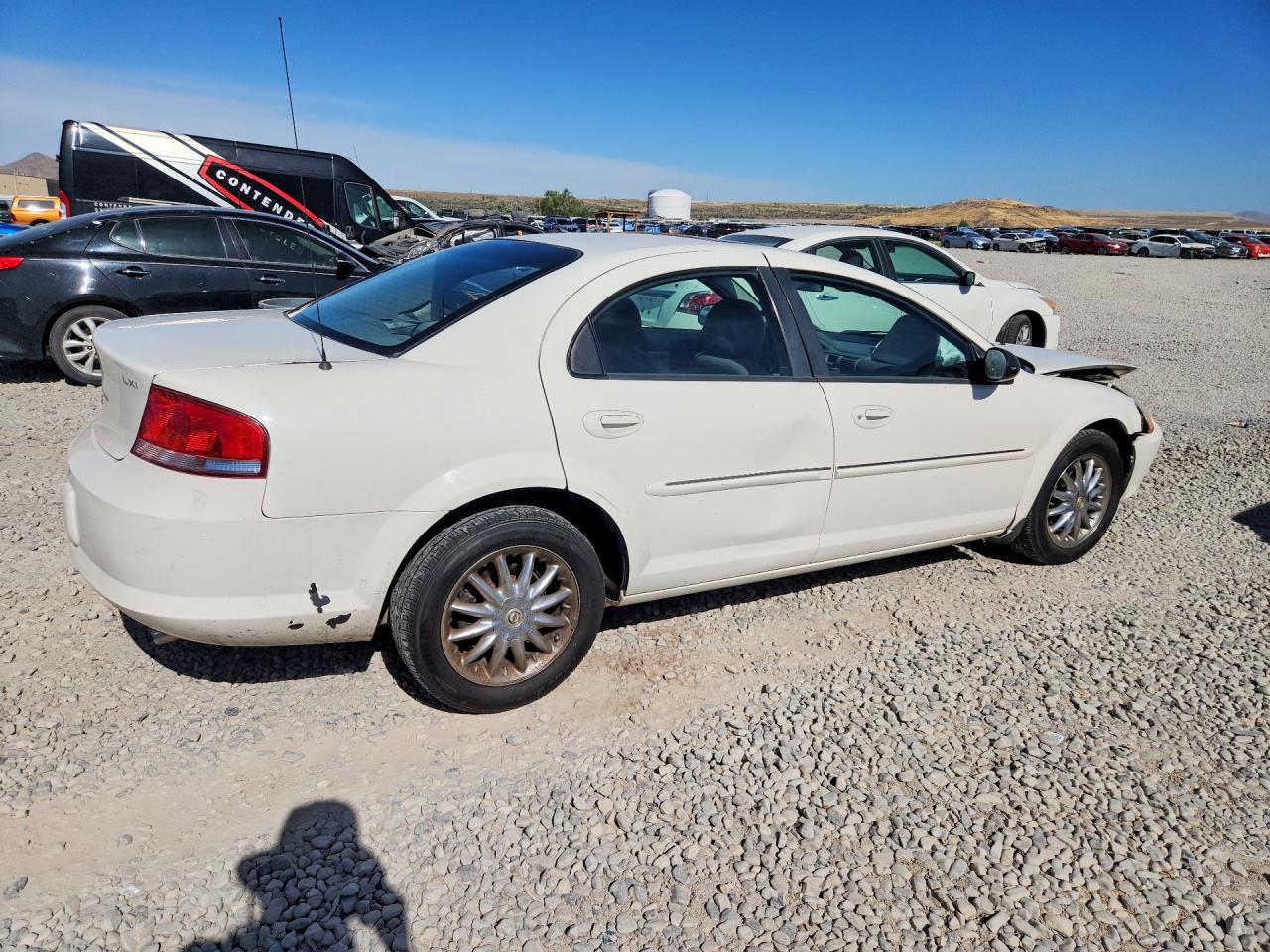 2002 Chrysler Sebring Lxi White vin: 1C3EL56R02N169381