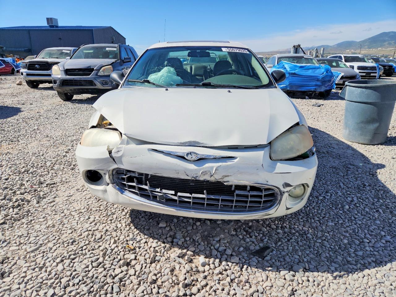 2002 Chrysler Sebring Lxi White vin: 1C3EL56R02N169381