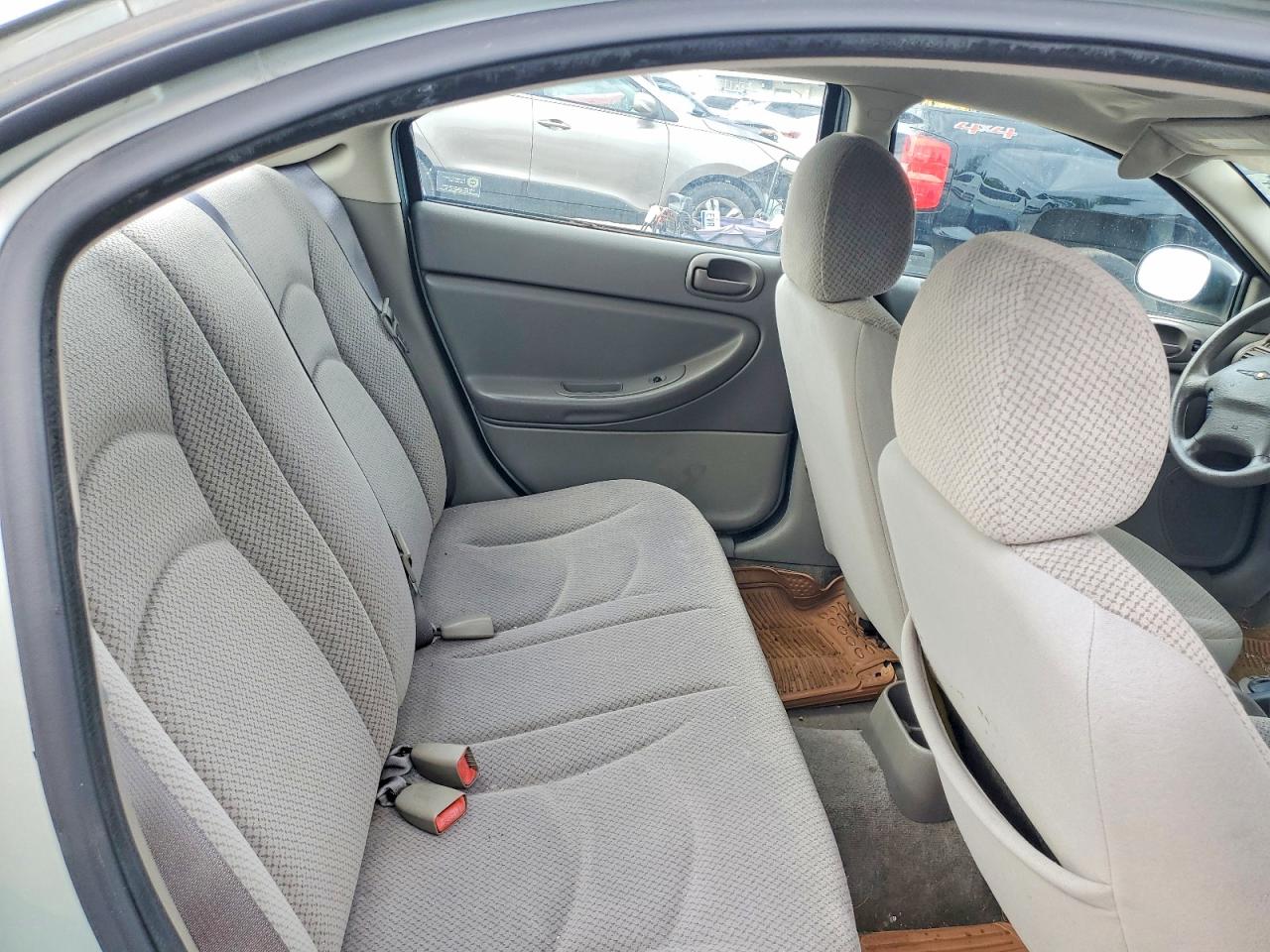 2004 Chrysler Sebring Lxi Silver vin: 1C3EL56R04N218288