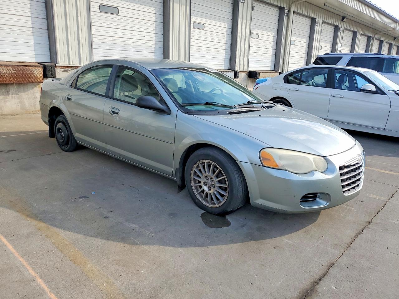 2004 Chrysler Sebring Lxi Серебряный vin: 1C3EL56R74N340033