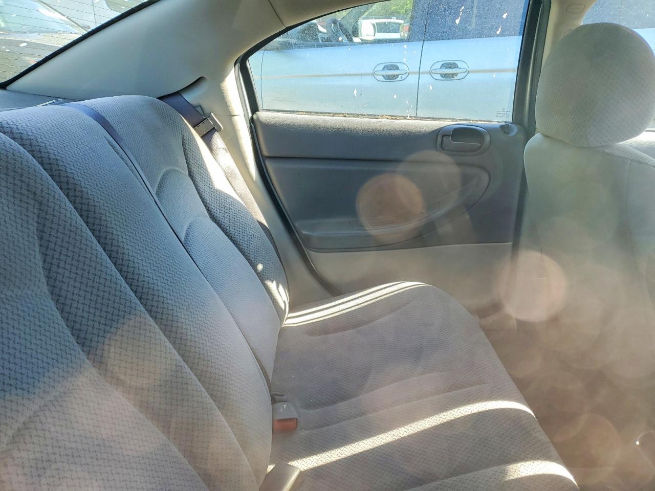 2005 Chrysler Sebring Touring Silver vin: 1C3EL56R75N594973