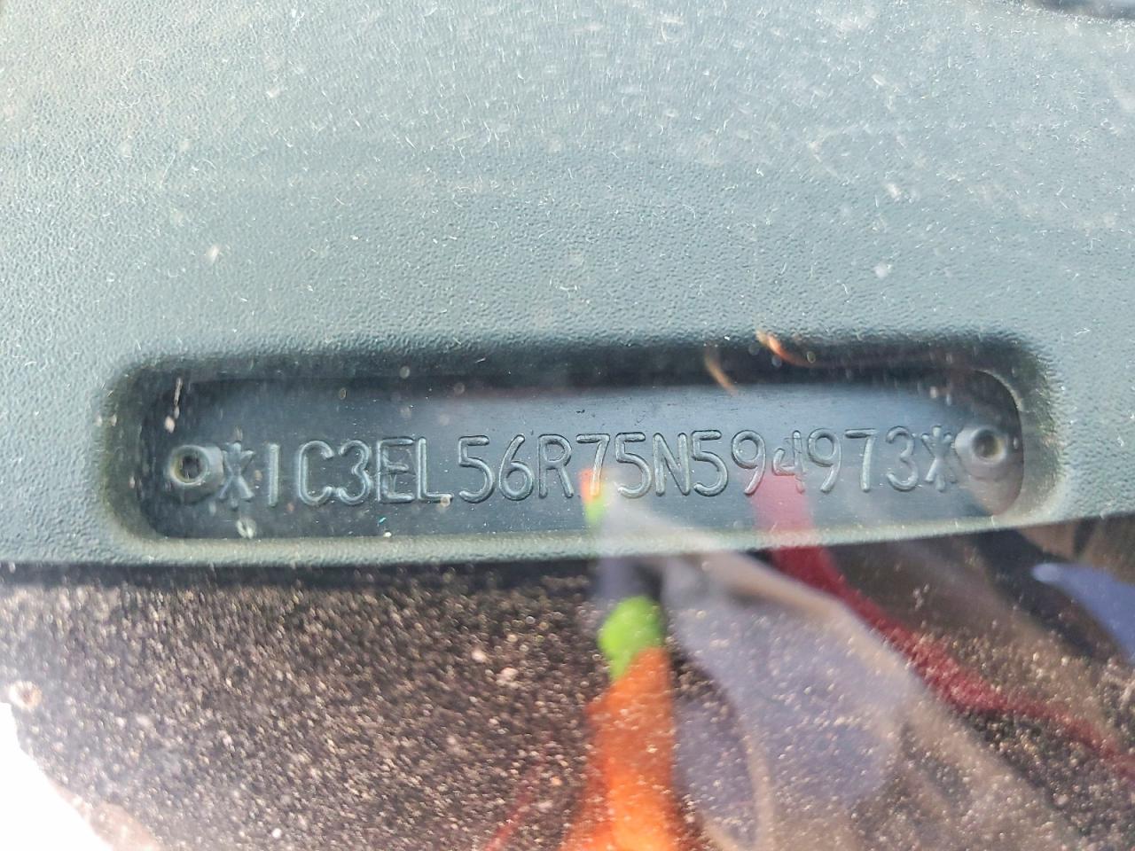 2005 Chrysler Sebring Touring Silver vin: 1C3EL56R75N594973