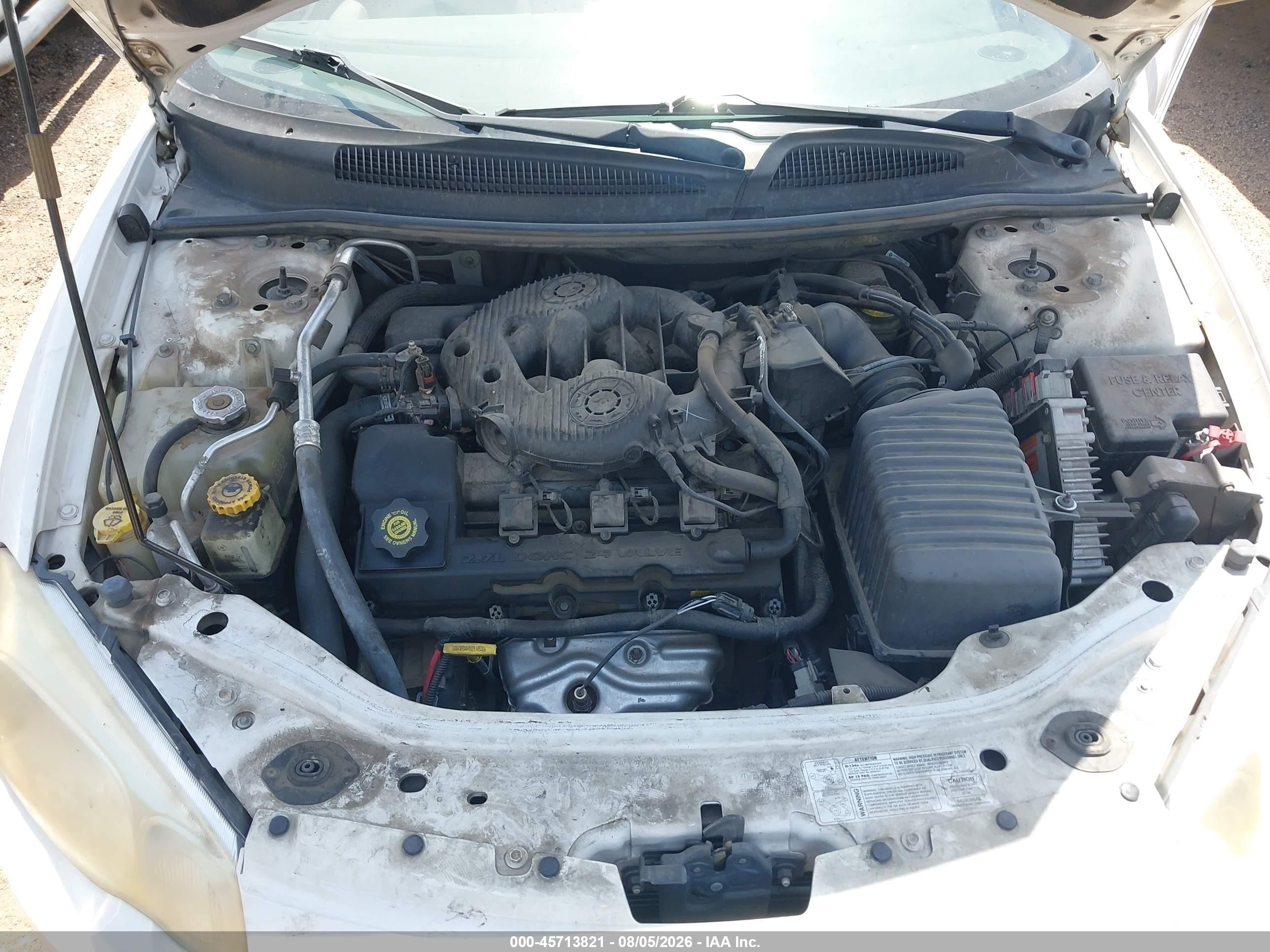2004 Chrysler Sebring Limited White vin: 1C3EL65R04N127304