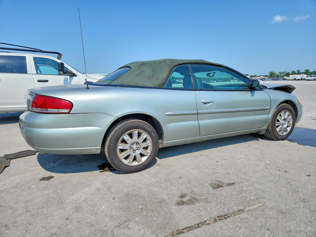 2004 Chrysler Sebring Limited Silver vin: 1C3EL65R44N391397