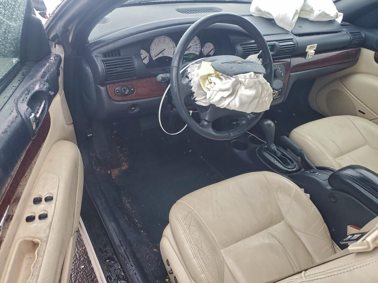 2001 Chrysler Sebring Limited White vin: 1C3EL65U21N654129