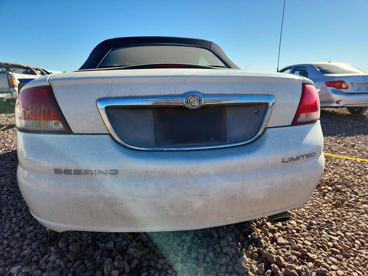 2001 Chrysler Sebring Limited White vin: 1C3EL65U71N699535