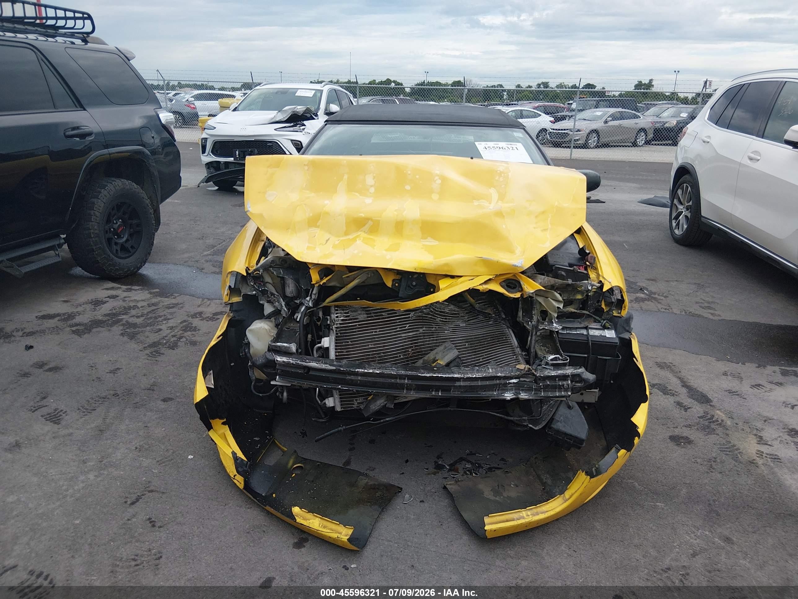 2004 Chrysler Sebring Gtc Yellow vin: 1C3EL75R64N190154