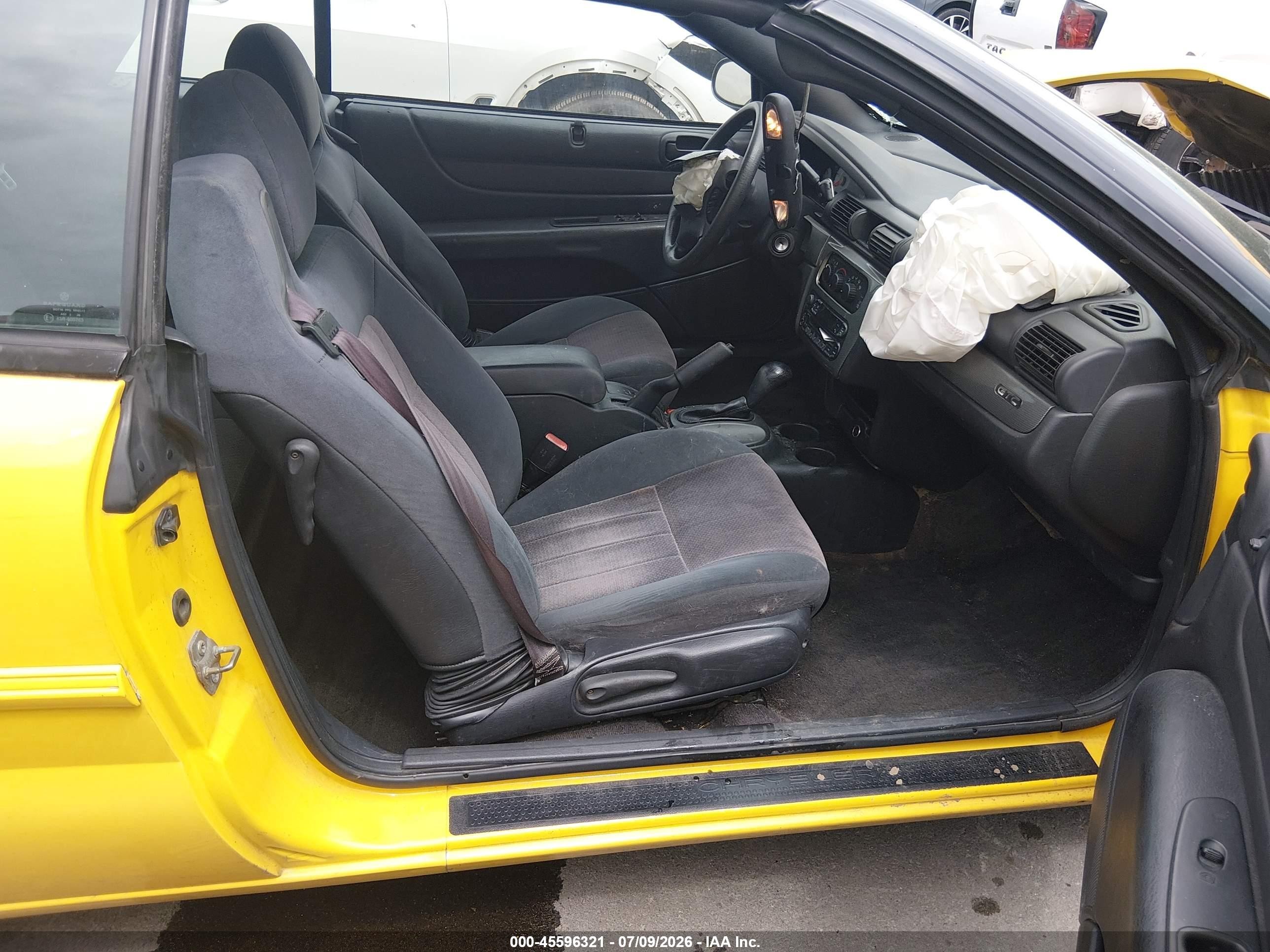 2004 Chrysler Sebring Gtc Yellow vin: 1C3EL75R64N190154