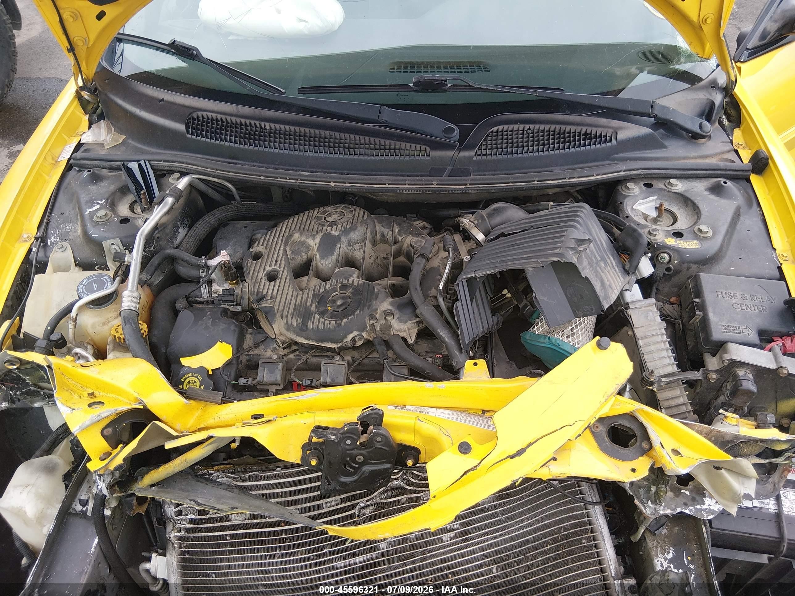 2004 Chrysler Sebring Gtc Yellow vin: 1C3EL75R64N190154