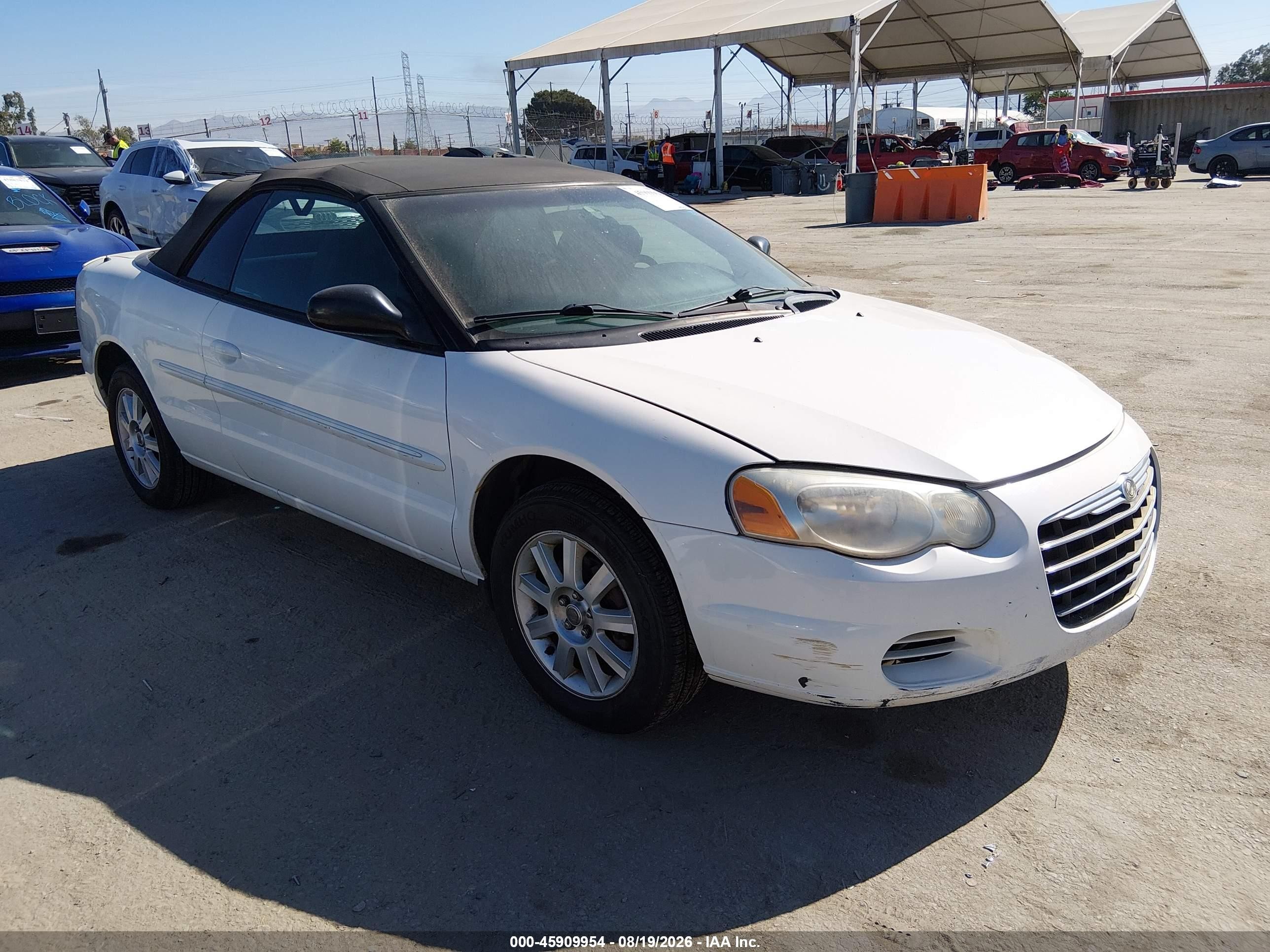 2005 Chrysler Sebring Gtc White vin: 1C3EL75R65N640516