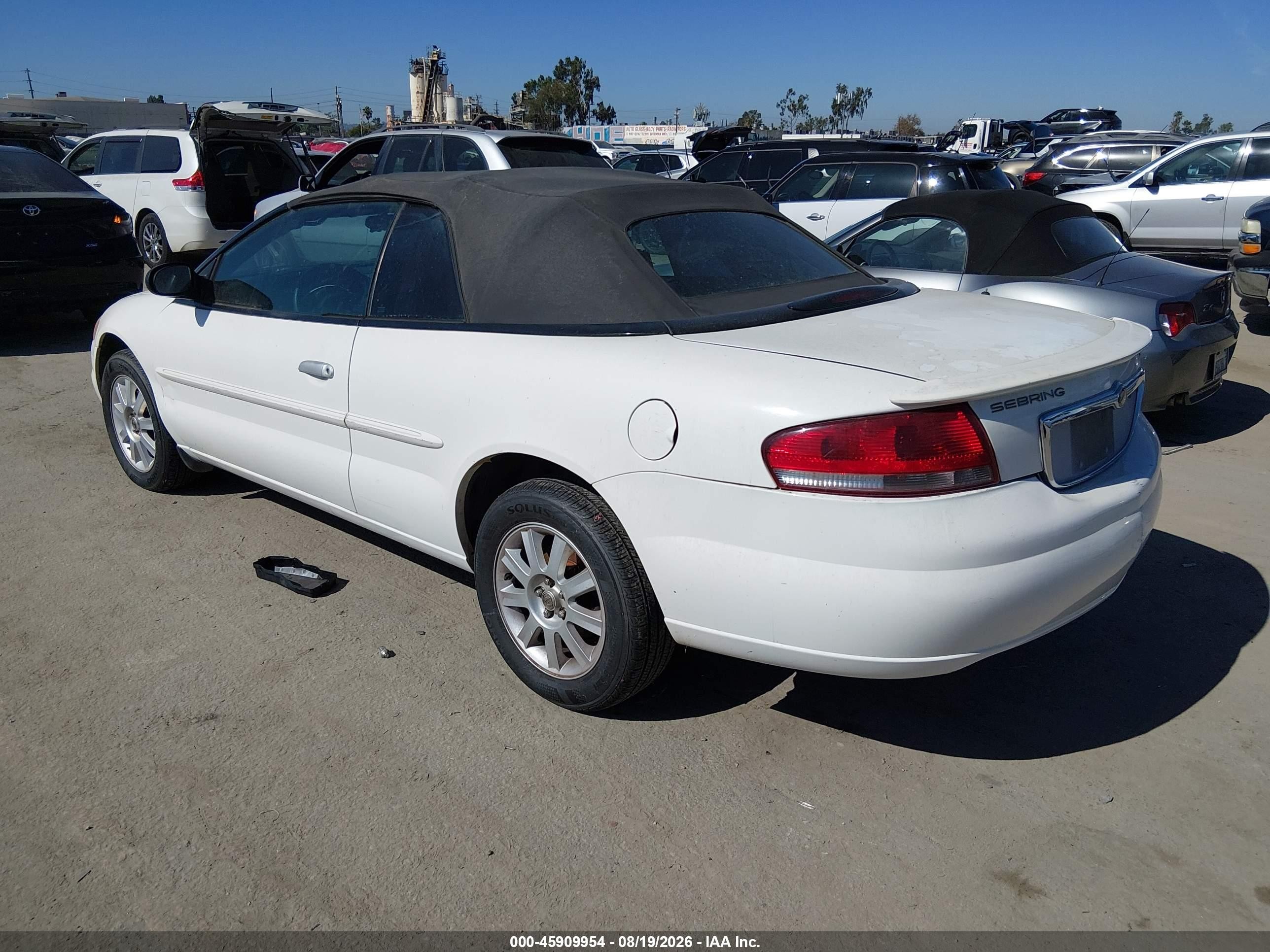 2005 Chrysler Sebring Gtc White vin: 1C3EL75R65N640516