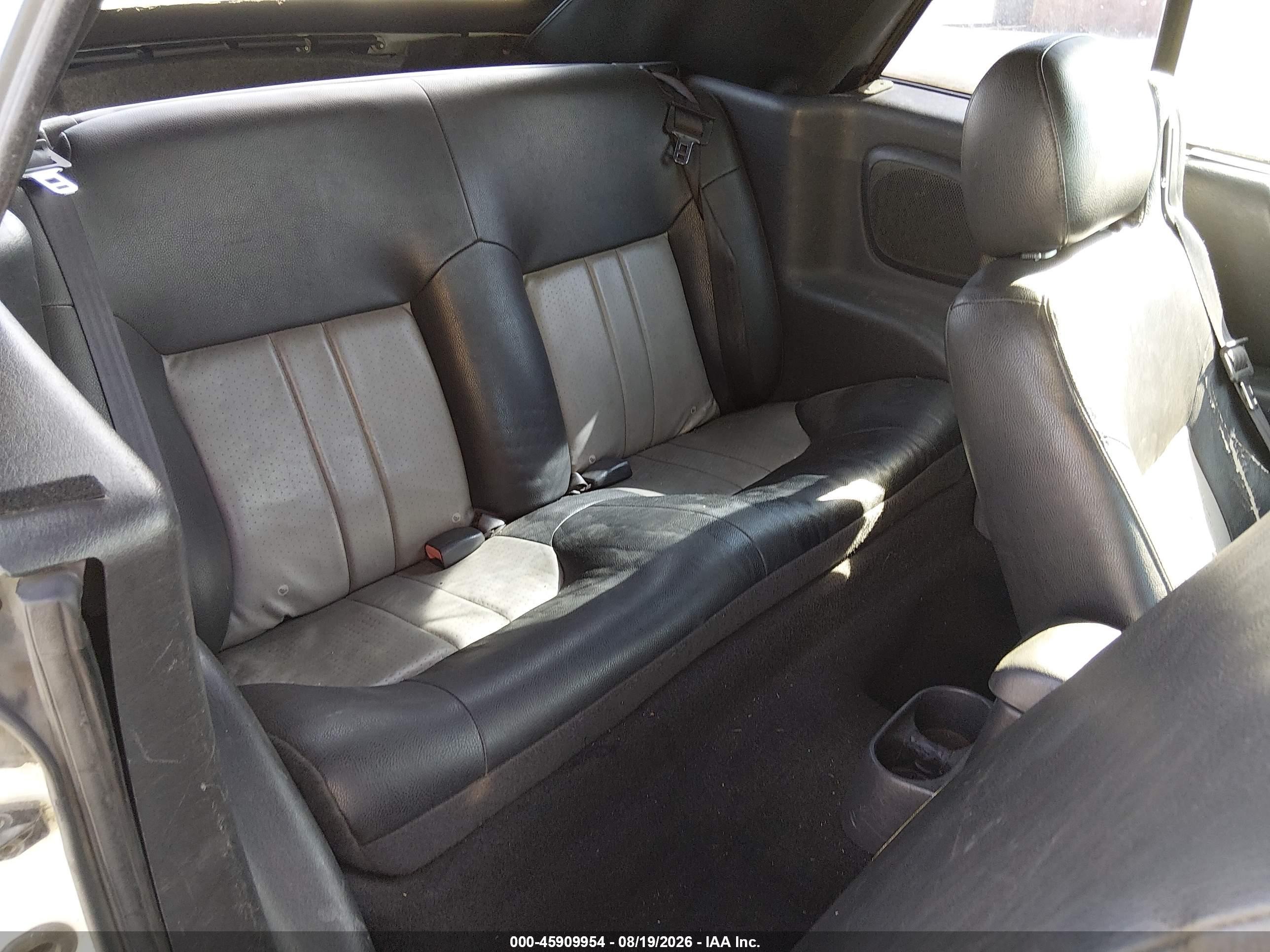 2005 Chrysler Sebring Gtc White vin: 1C3EL75R65N640516