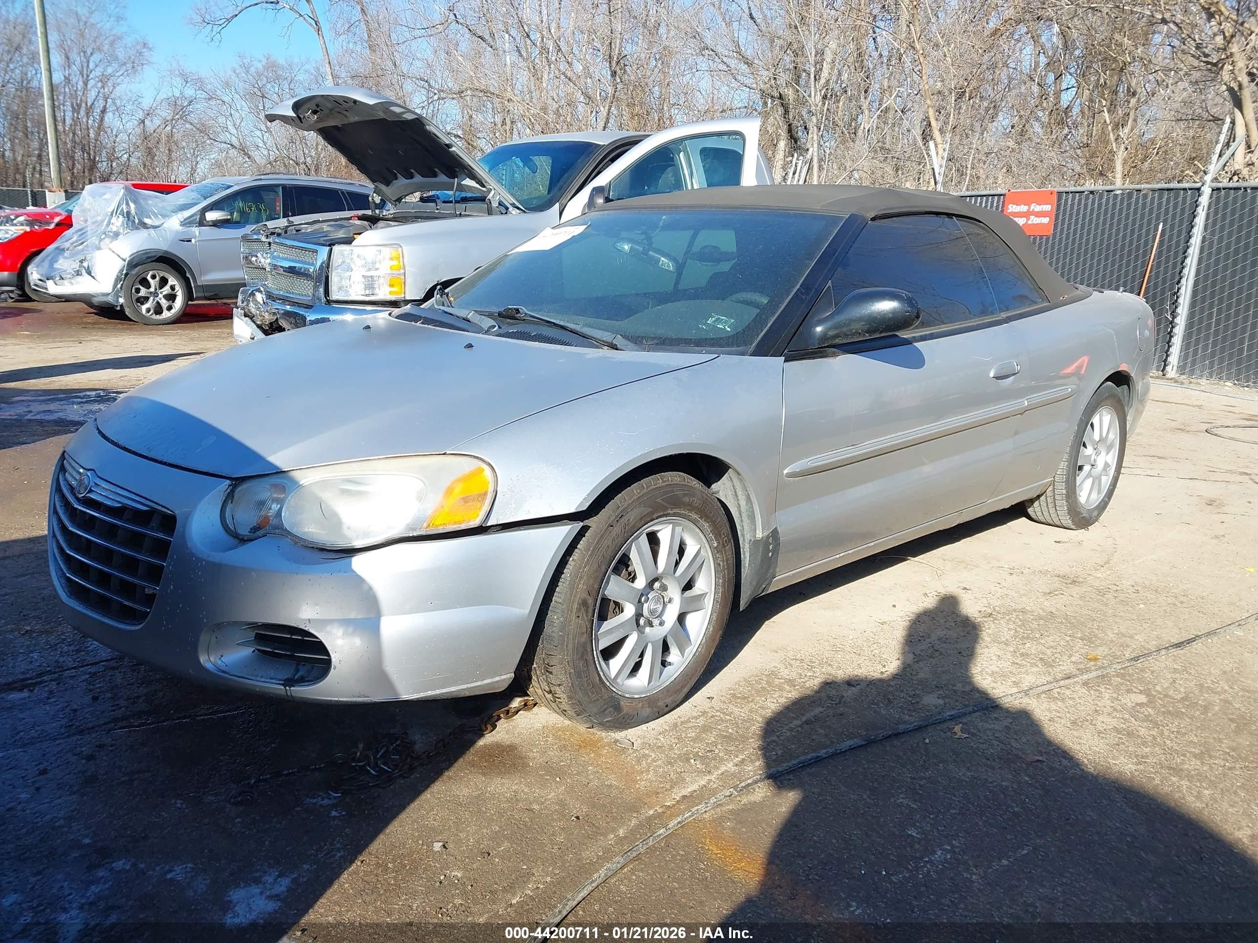2005 Chrysler Sebring Gtc Серебряный vin: 1C3EL75R85N639139