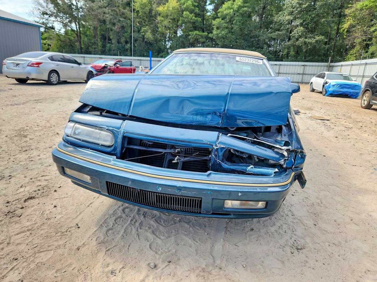 1995 Chrysler Lebaron Gtc Blue vin: 1C3EU4537SF660755