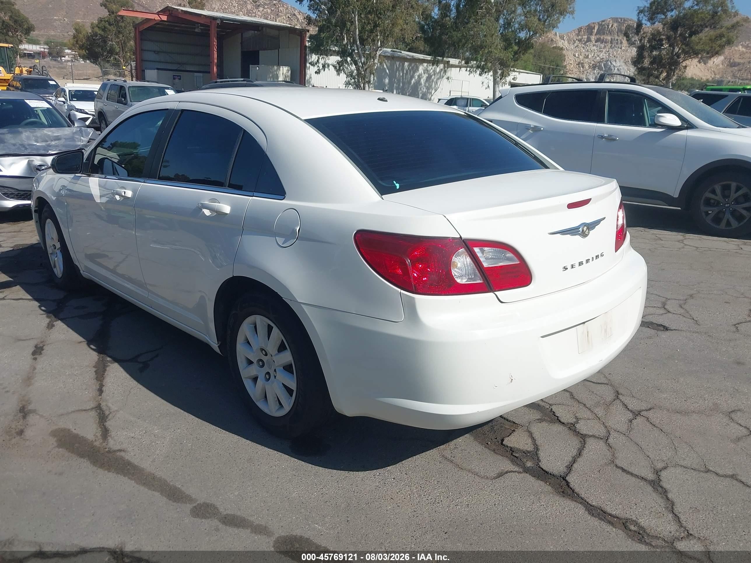 2007 Chrysler Sebring   White vin: 1C3LC46K07N609501