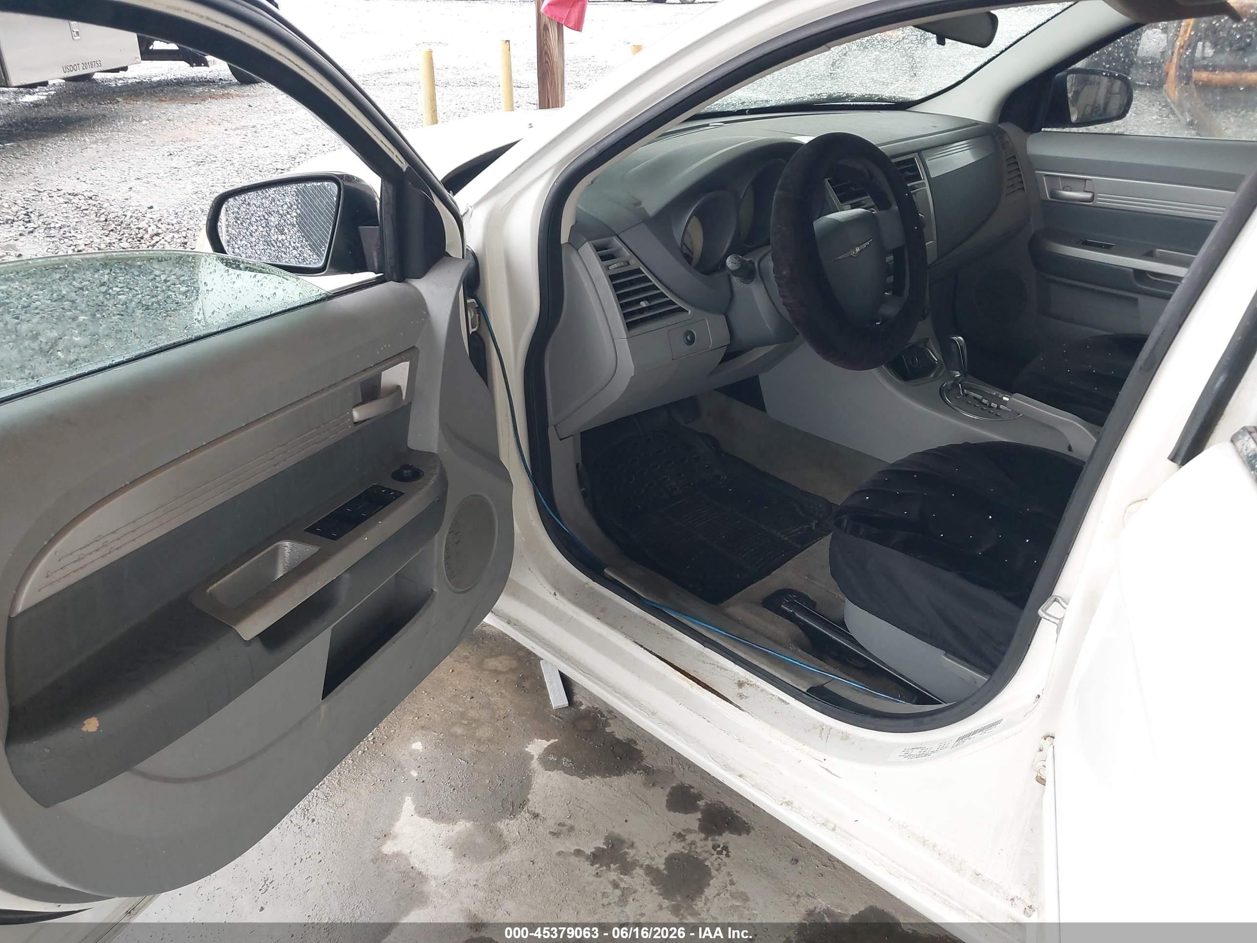 2008 Chrysler Sebring Lx White vin: 1C3LC46K78N204866
