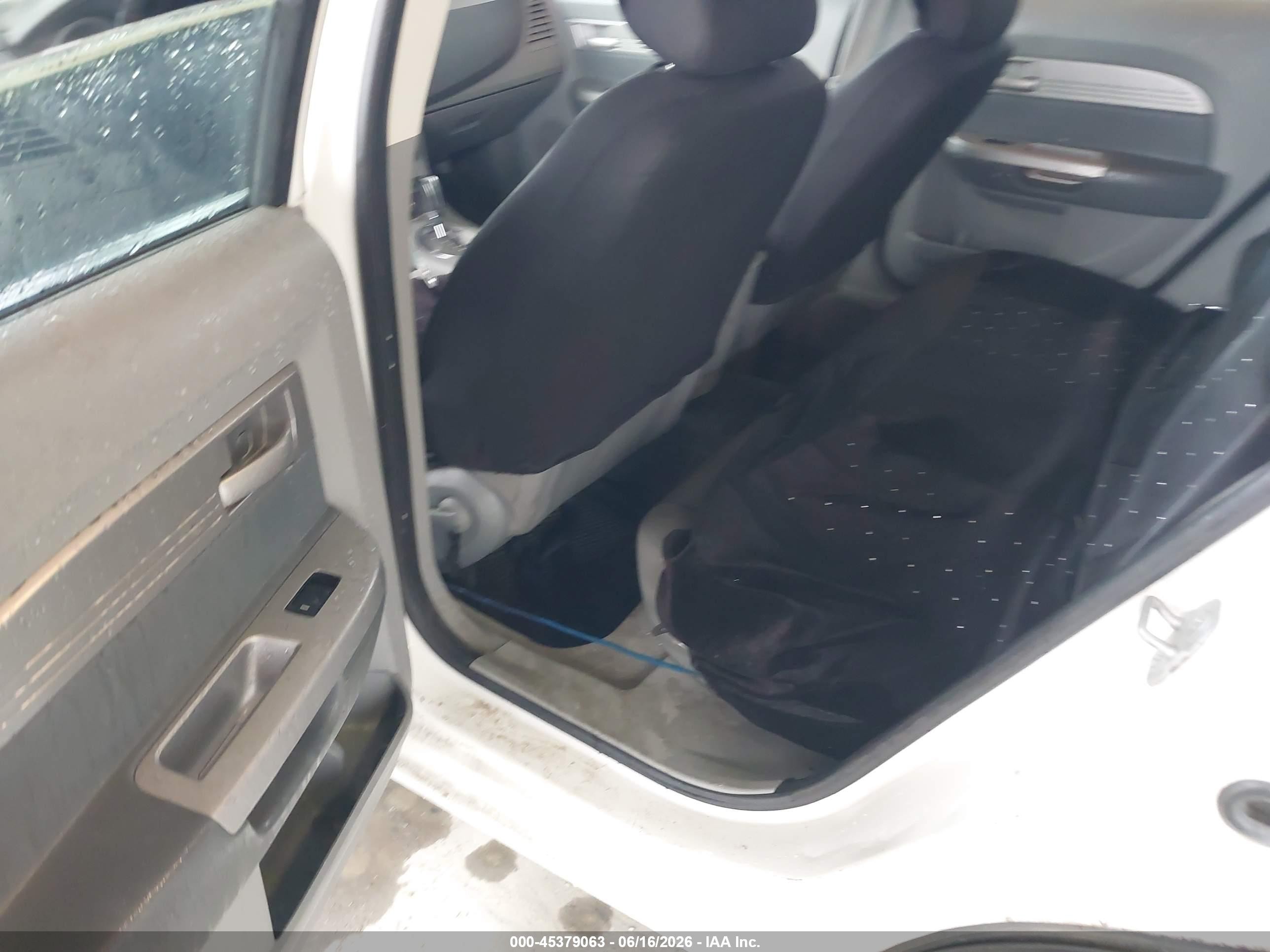 2008 Chrysler Sebring Lx White vin: 1C3LC46K78N204866