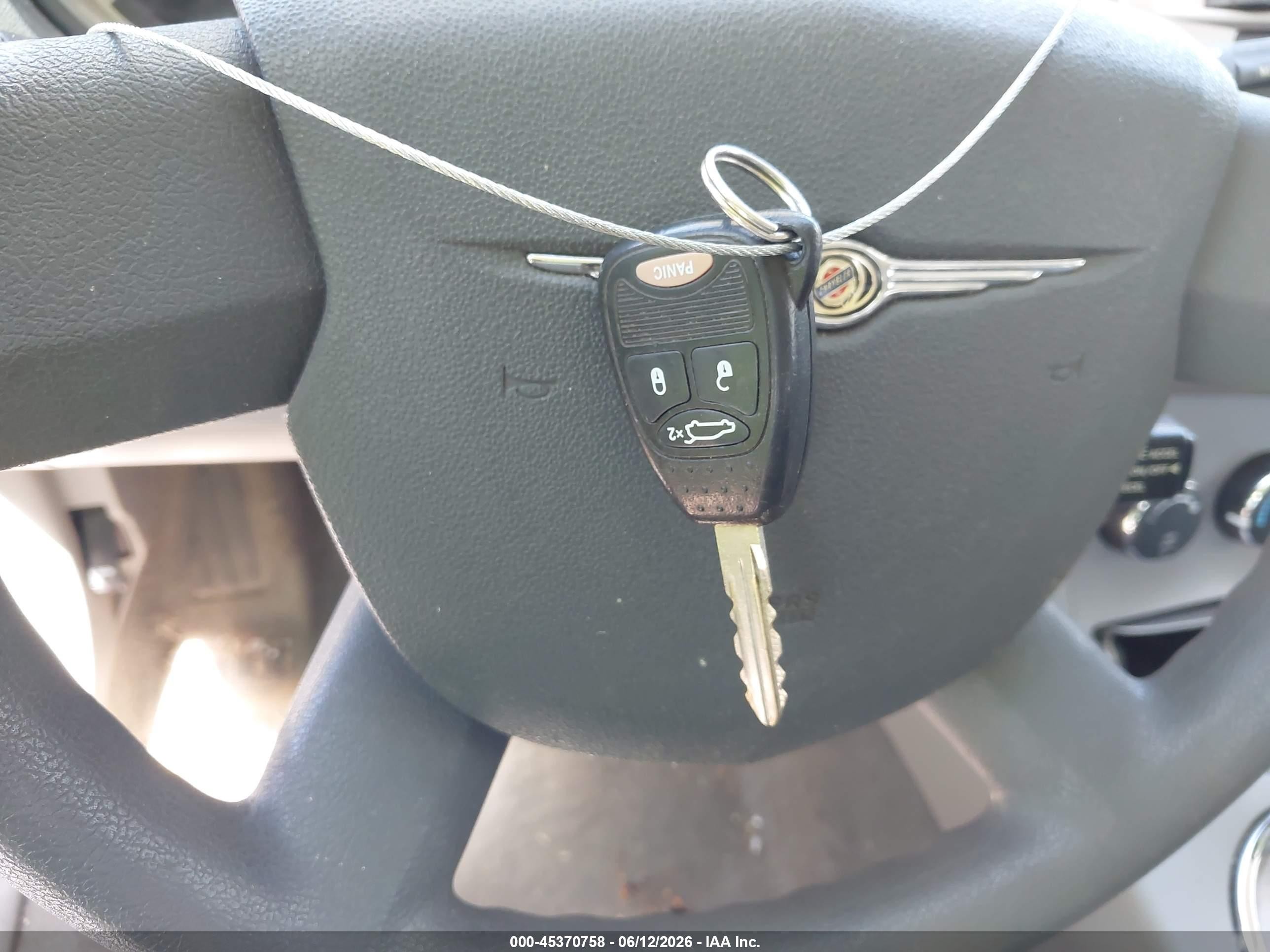 2008 Chrysler Sebring Lx Белый vin: 1C3LC46K98N204397