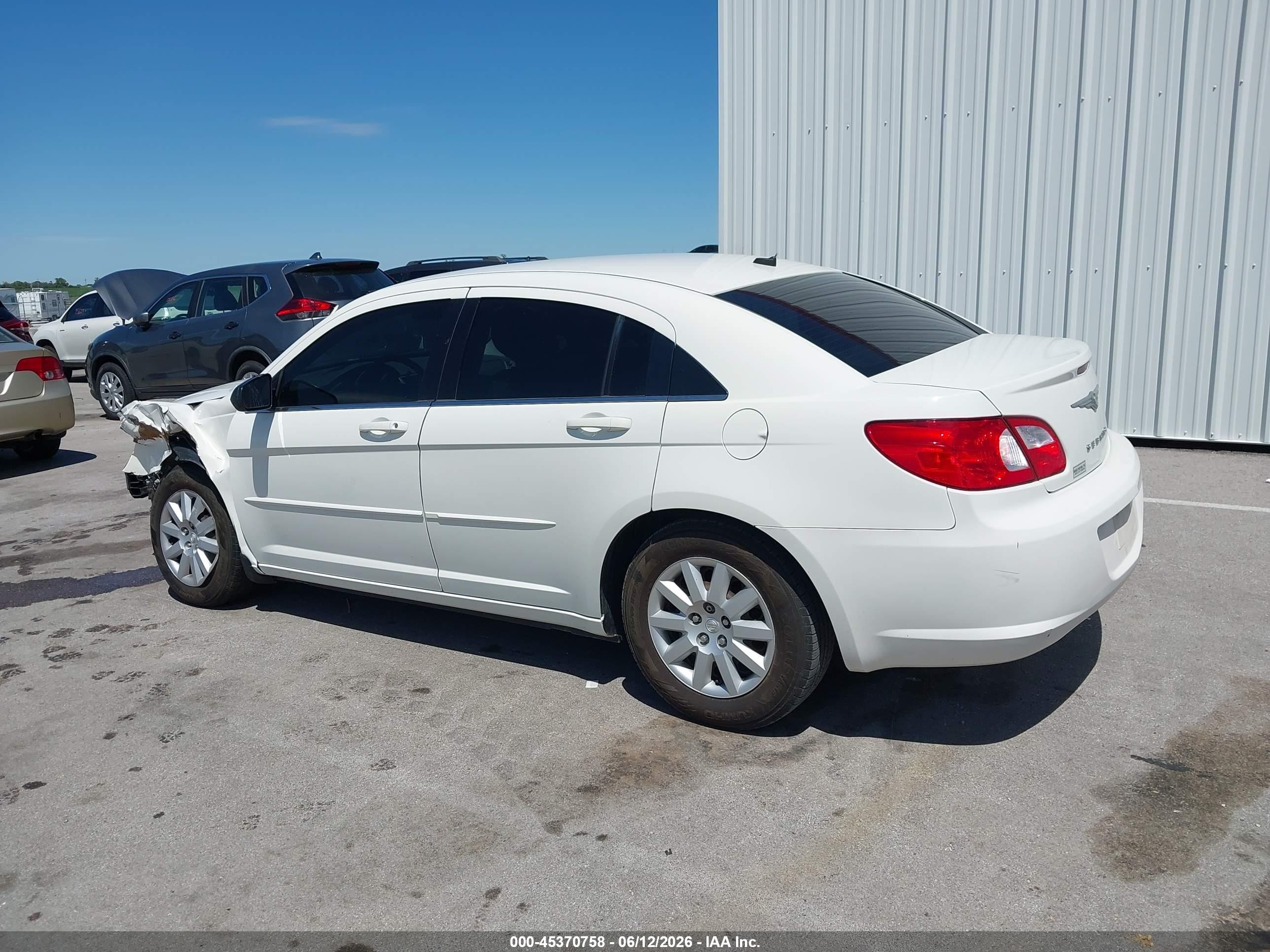 2008 Chrysler Sebring Lx Белый vin: 1C3LC46K98N204397