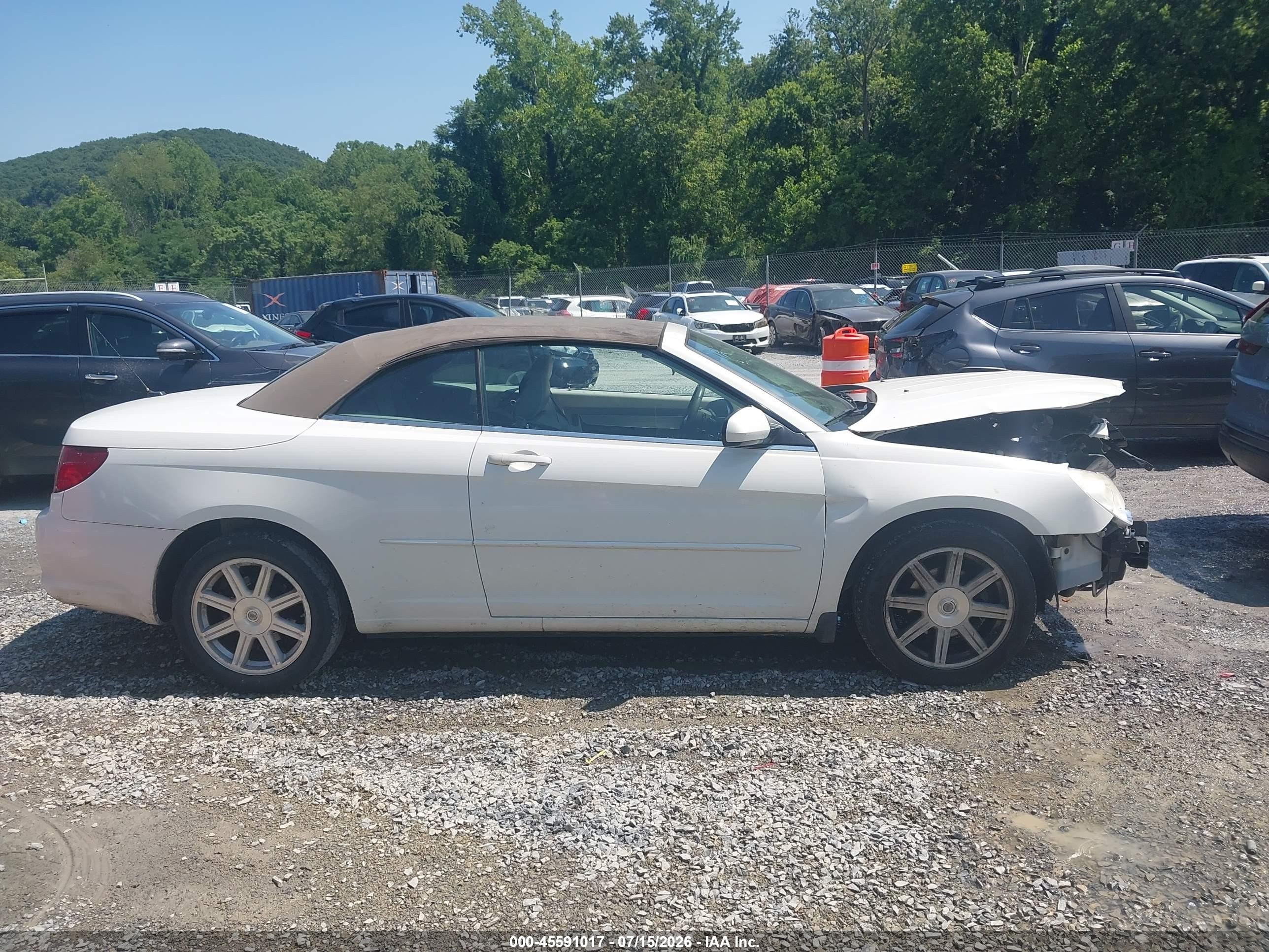 2008 Chrysler Sebring Touring Белый vin: 1C3LC55R08N640320