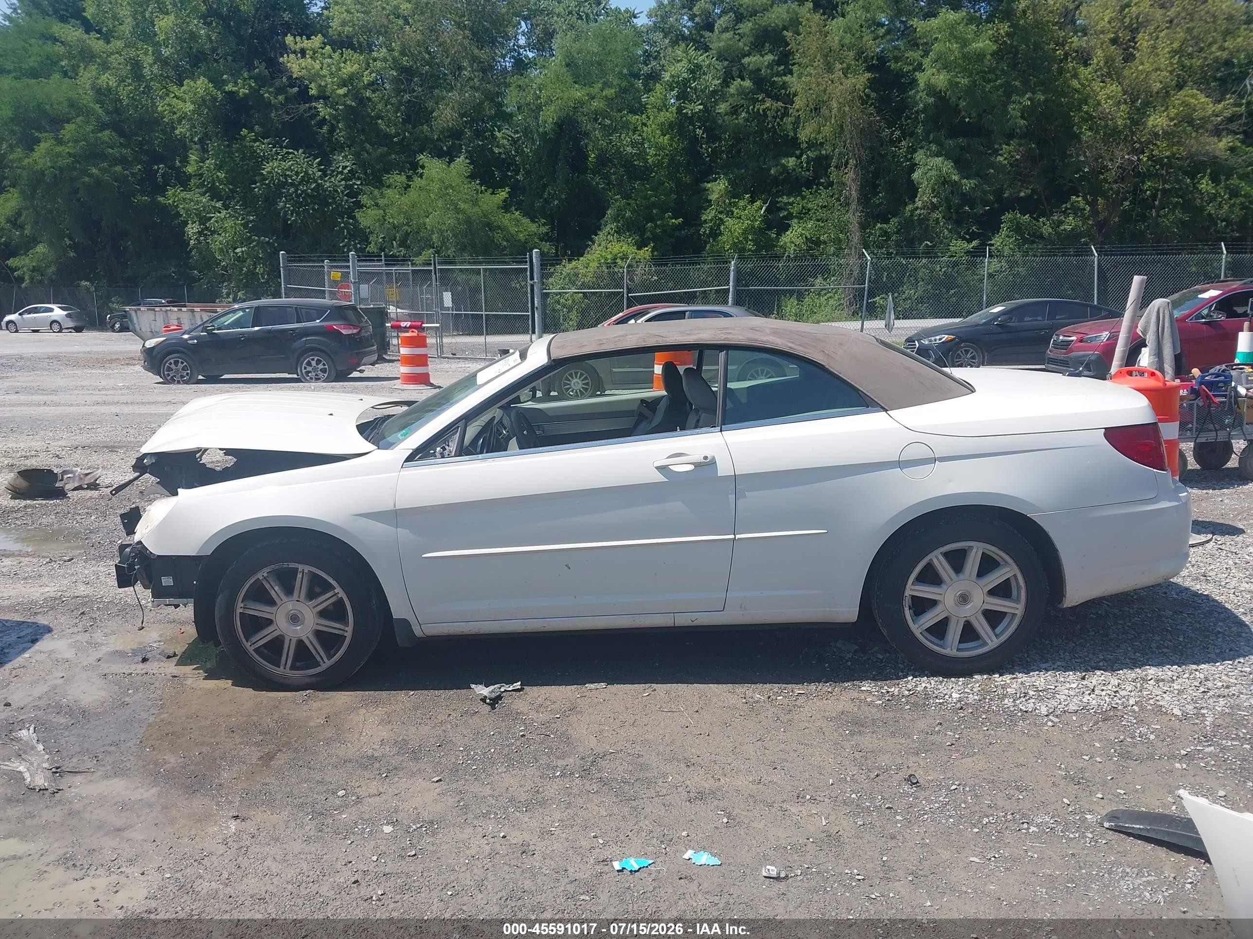 2008 Chrysler Sebring Touring Белый vin: 1C3LC55R08N640320
