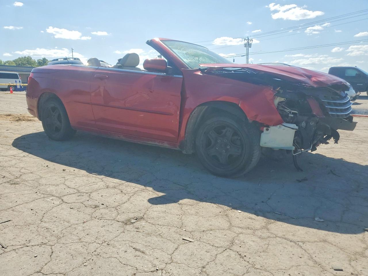 2008 Chrysler Sebring Touring Red vin: 1C3LC55R08N689405