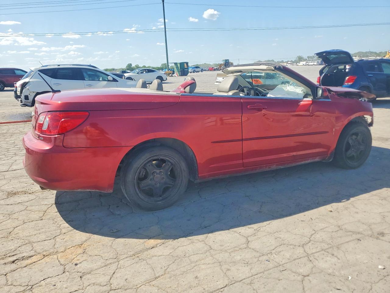 2008 Chrysler Sebring Touring Red vin: 1C3LC55R08N689405