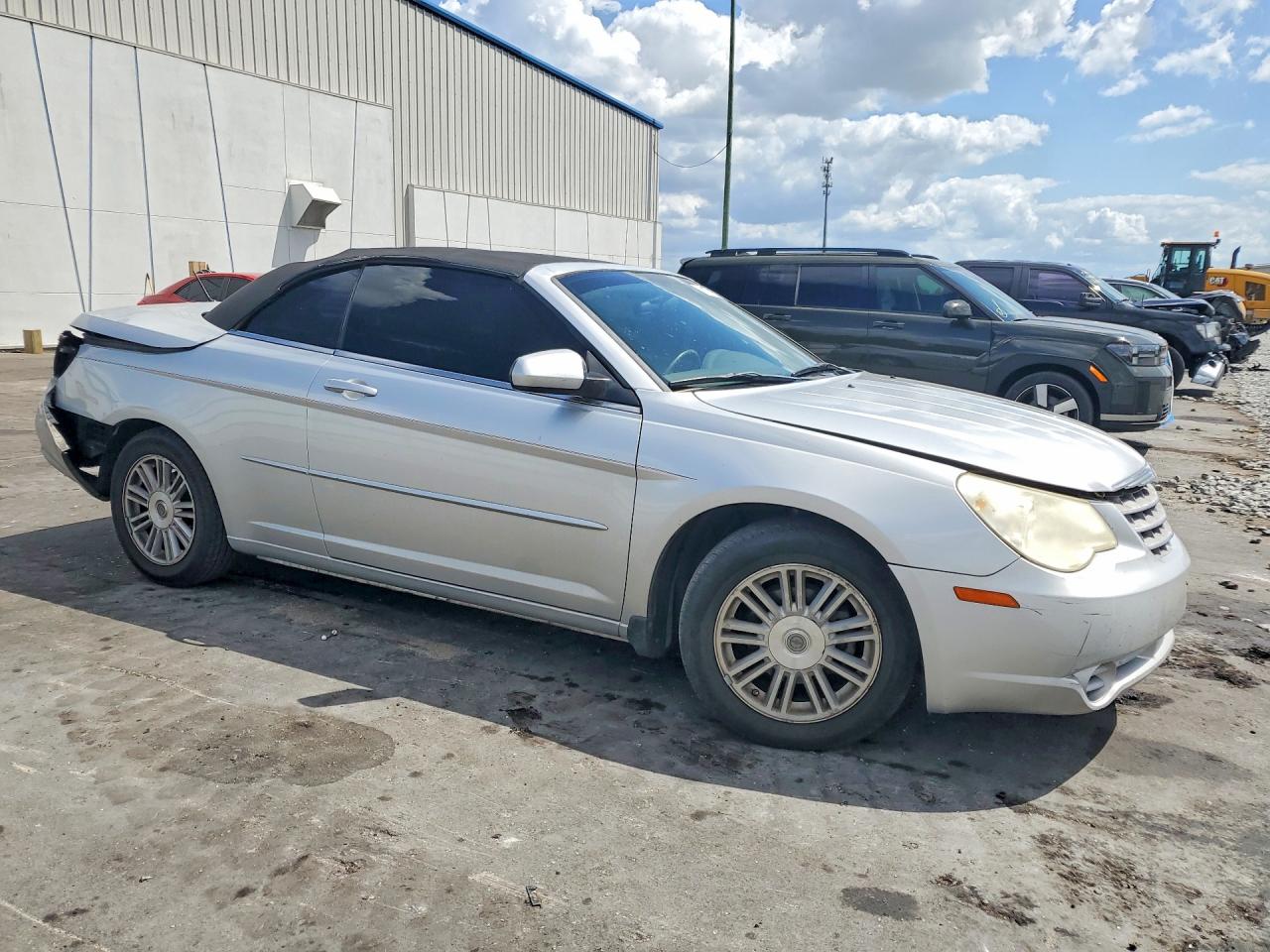 2008 Chrysler Sebring Touring Silver vin: 1C3LC55R18N171349
