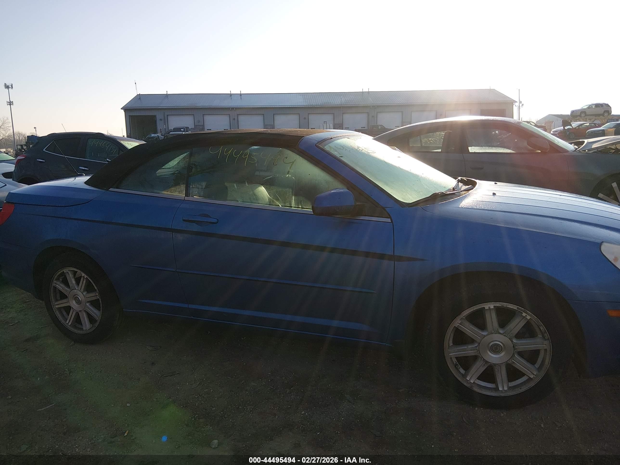 2008 Chrysler Sebring Touring Blue vin: 1C3LC55R28N222387