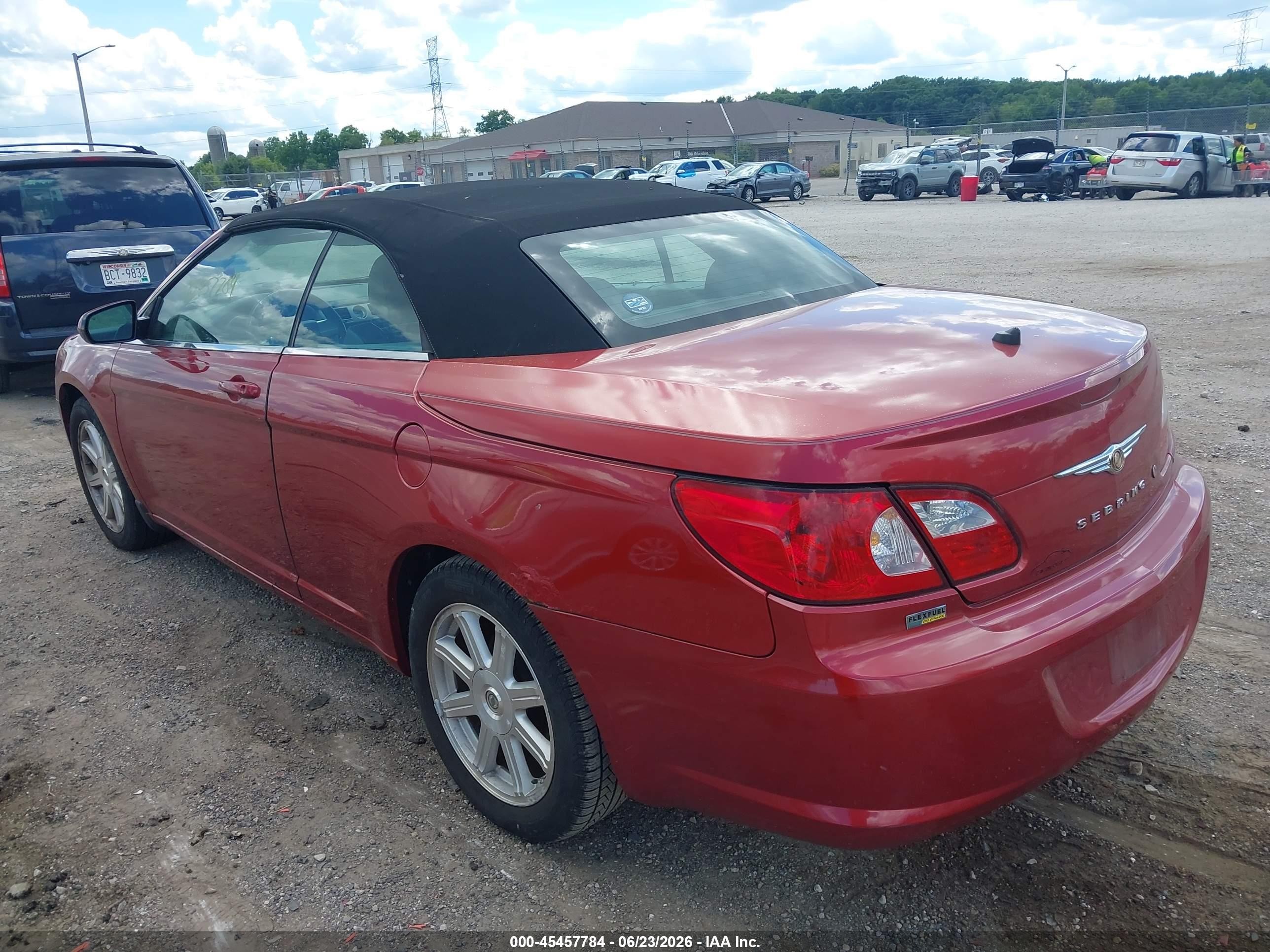 2008 Chrysler Sebring Touring Red vin: 1C3LC55R48N573091