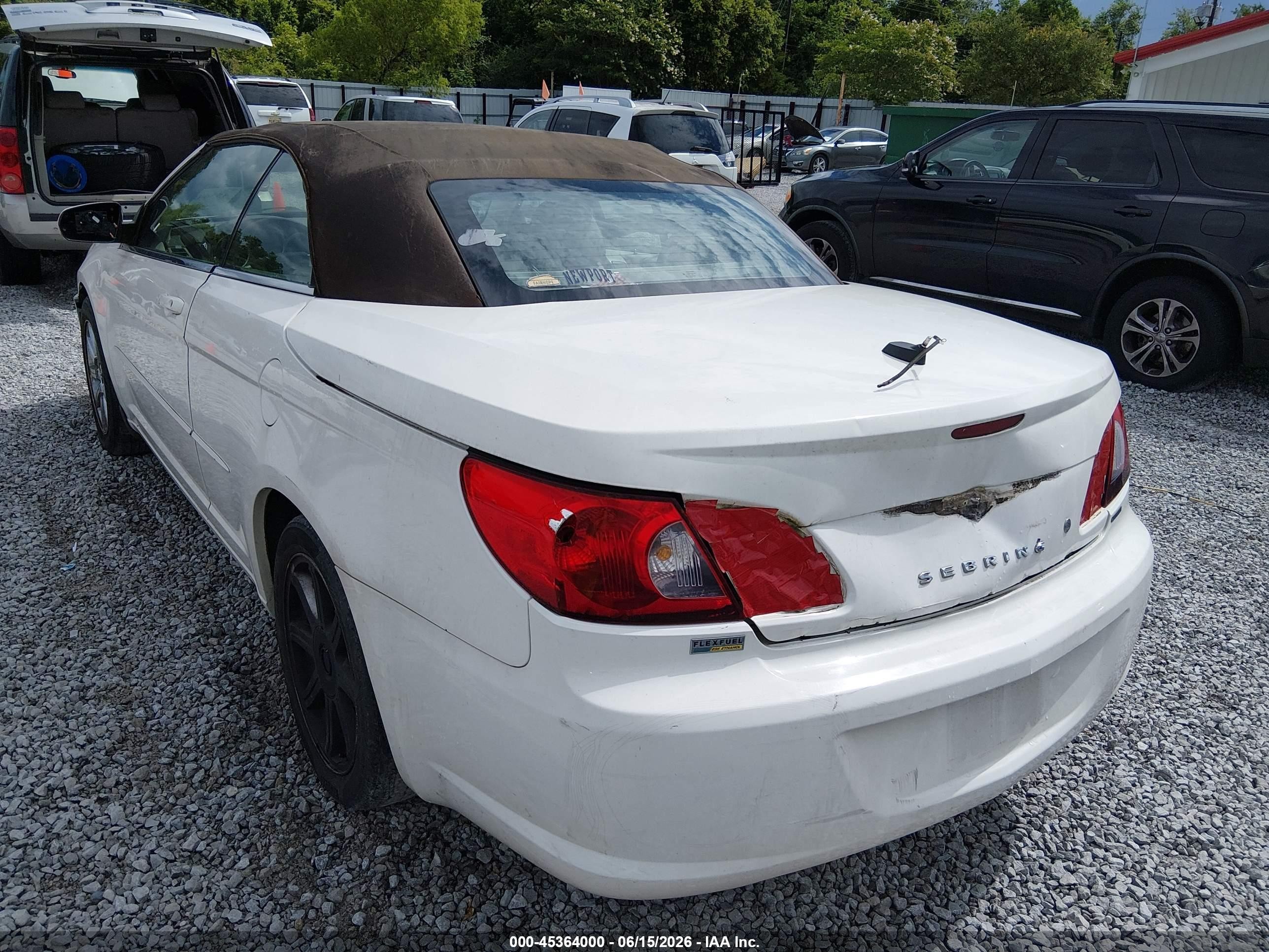 2008 Chrysler Sebring Touring White vin: 1C3LC55RX8N130394